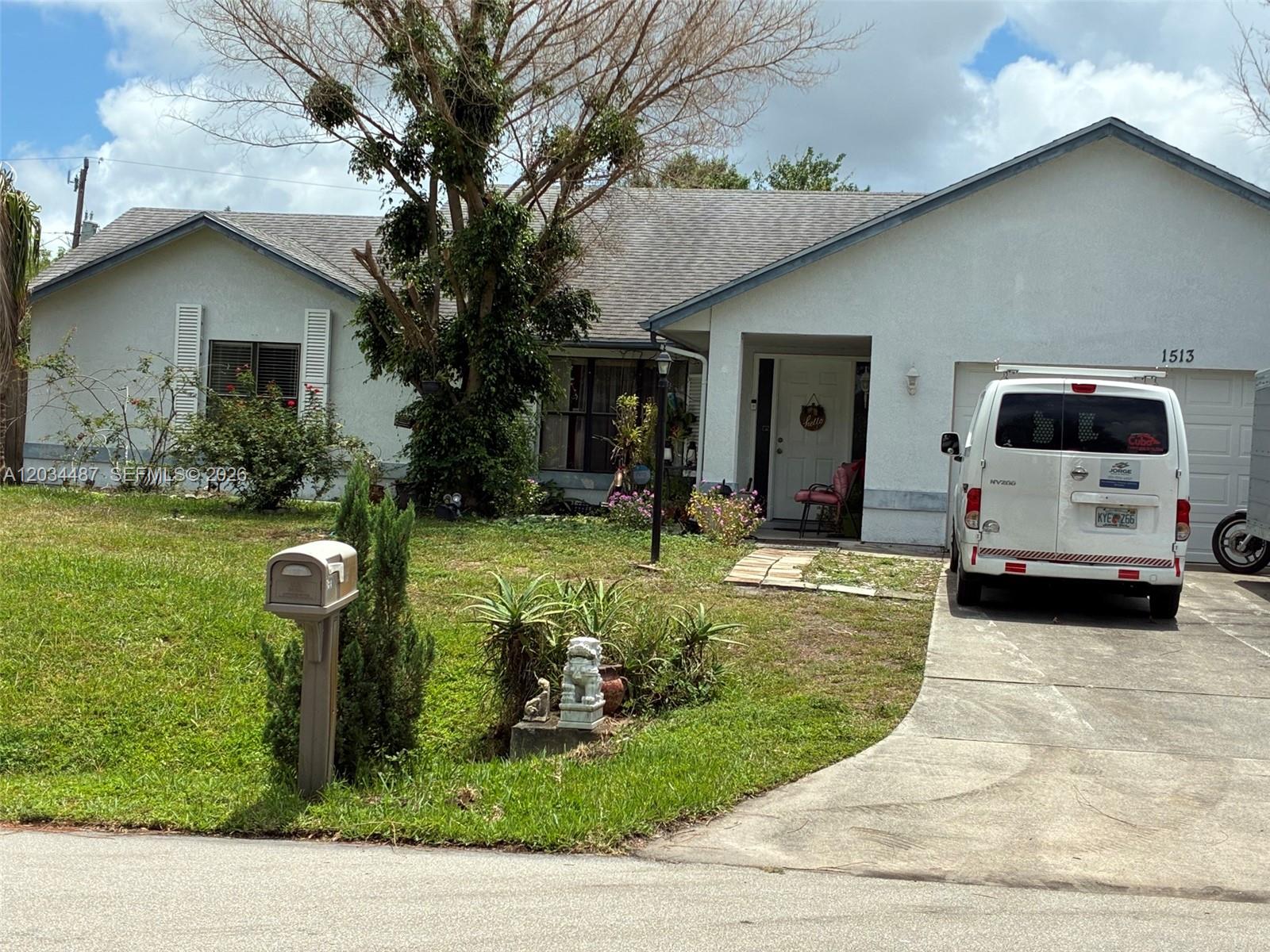Apricot Rd, Port Saint Lucie, FL 34953