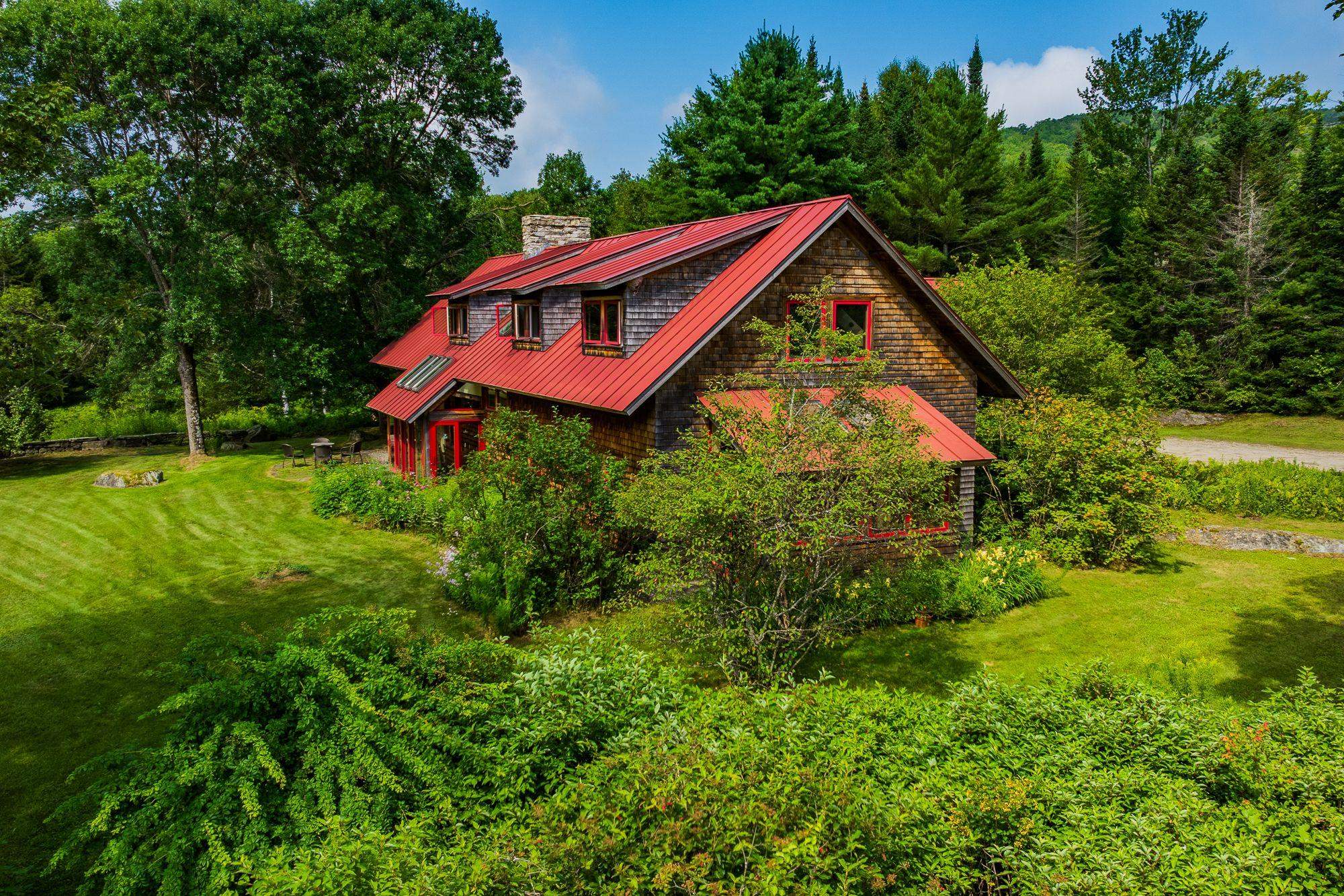 Orford, New Hampshire, 03777, United States, 3 Bedrooms Bedrooms, ,3 BathroomsBathrooms,Residential,For Sale,1908853