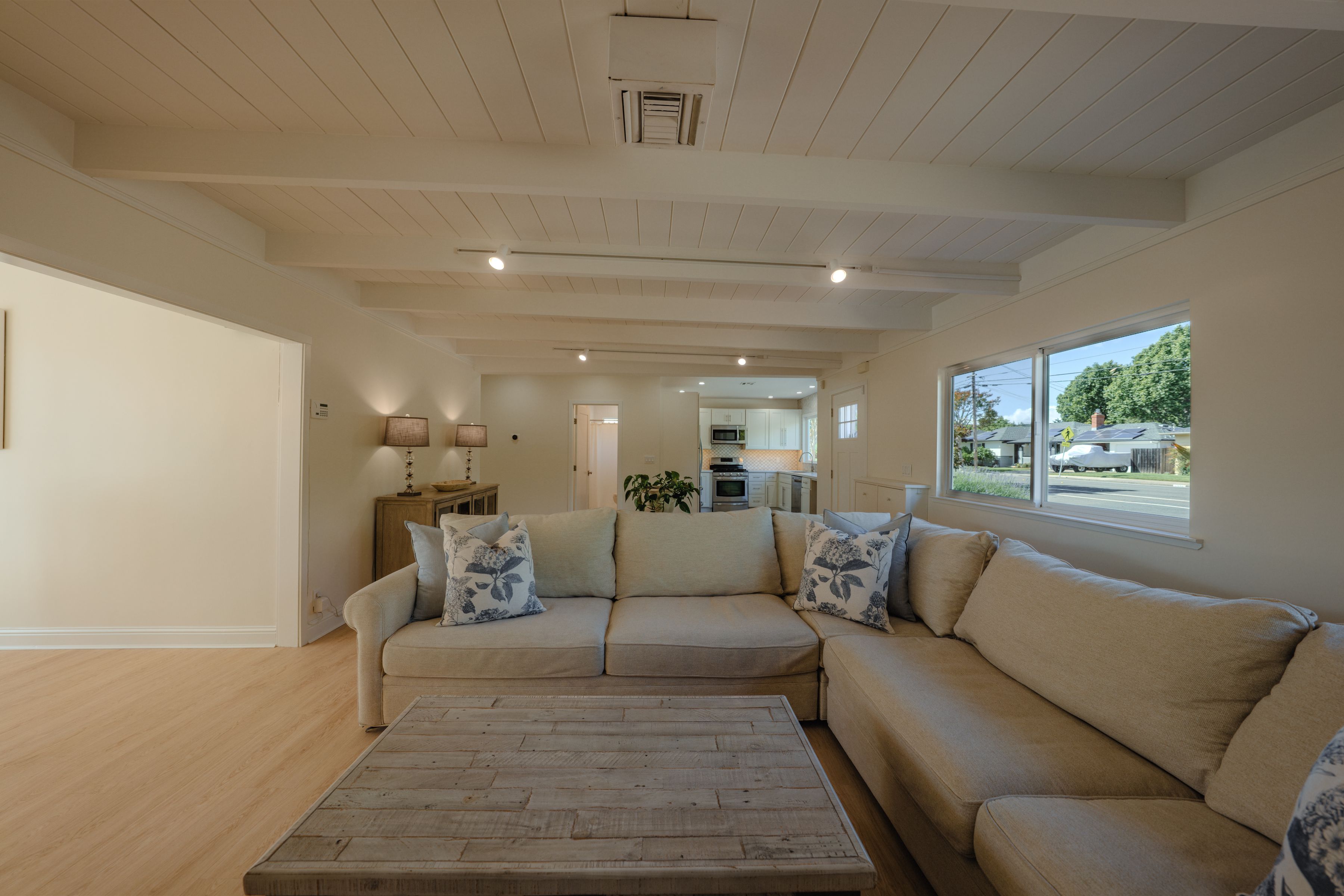  1340 Parsons Drive - 物件實景