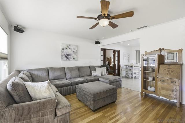 La Mesa, California, 91942, United States, 3 Bedrooms Bedrooms, ,2 BathroomsBathrooms,Residential,For Sale,2002516