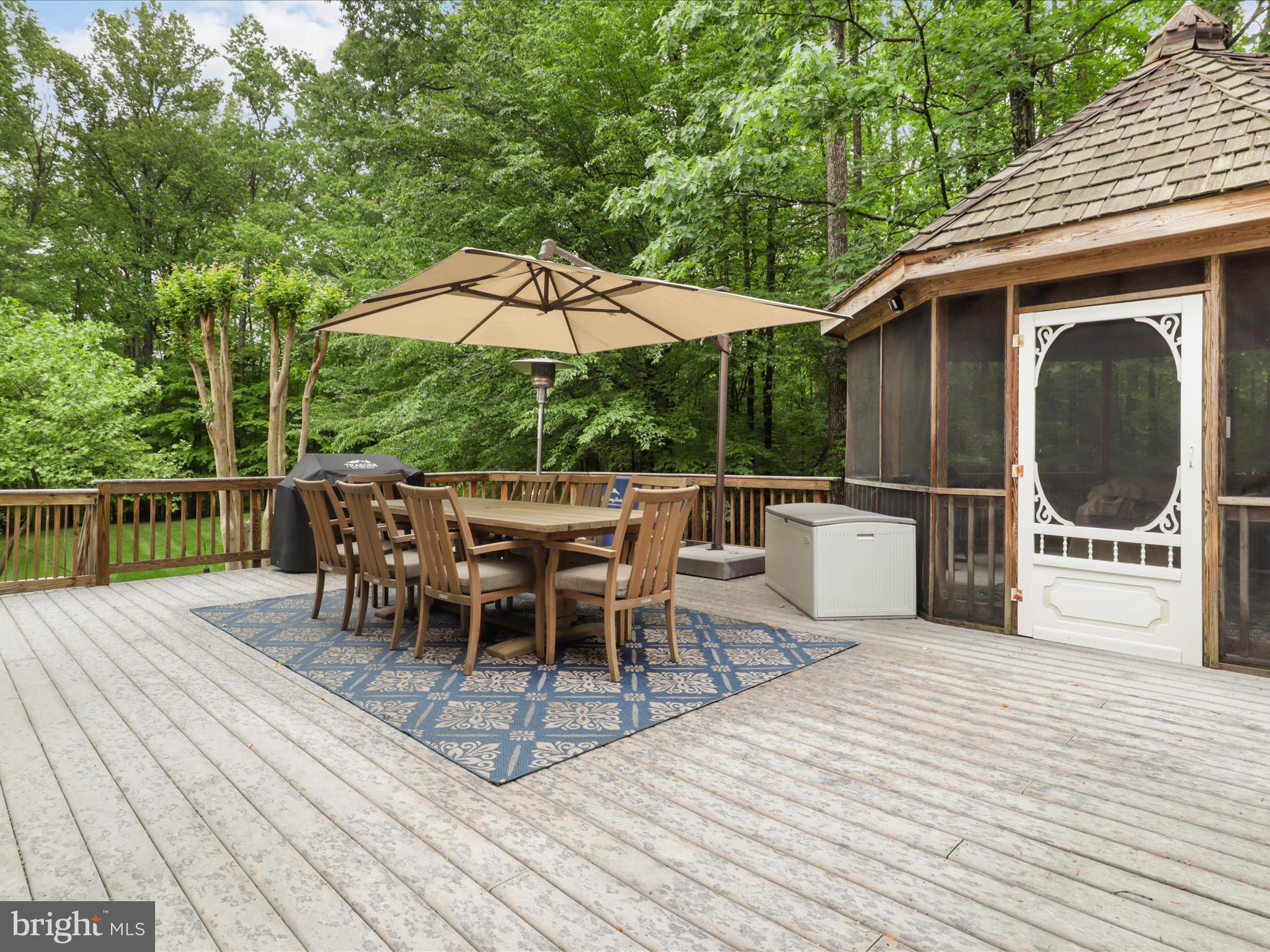 Fairfax Station, Virginia, 22039, United States, 5 Bedrooms Bedrooms, ,6 BathroomsBathrooms,Residential,For Sale,1810572