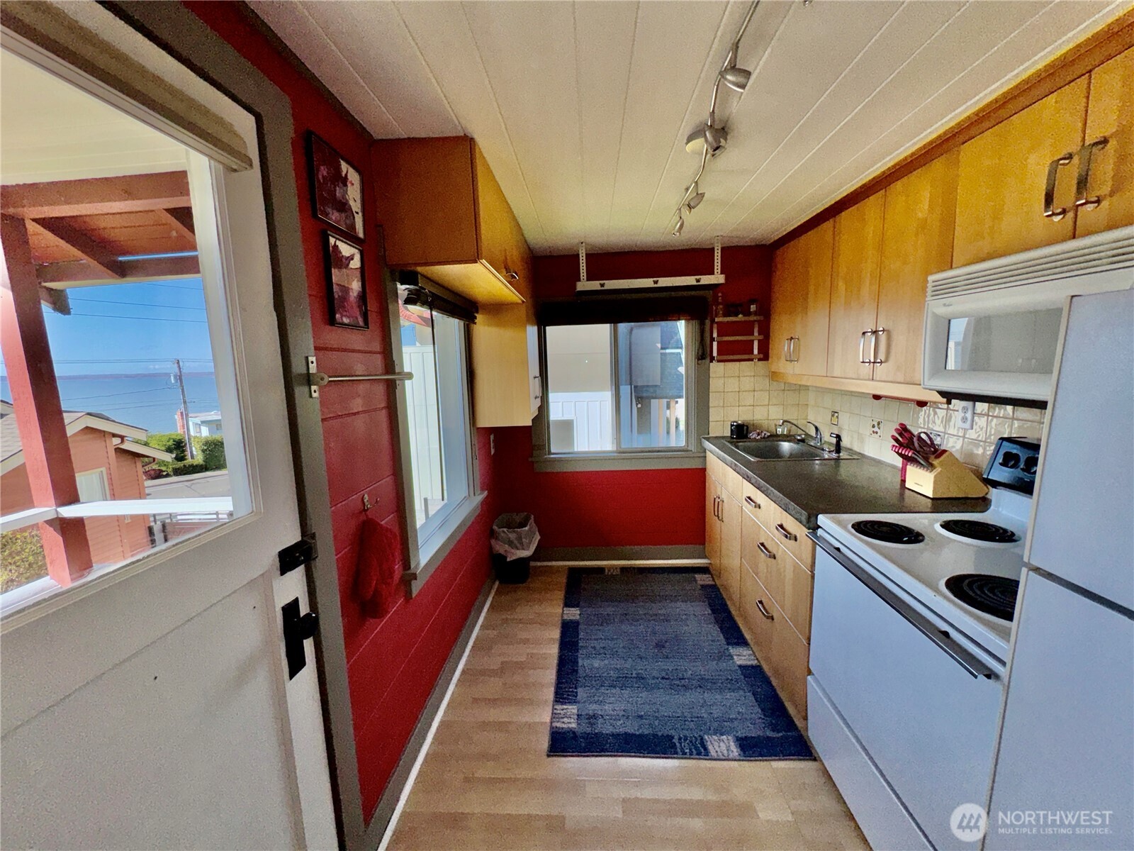Bellingham, Washington, 98225, United States, ,Residential,For Sale,1895723