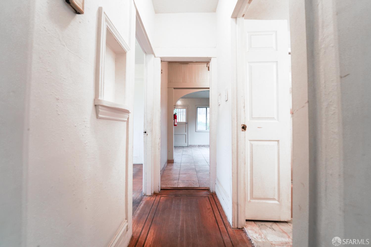 San Francisco, California, 94112, United States, 3 Bedrooms Bedrooms, ,1 BathroomBathrooms,Residential,For Sale,1988228