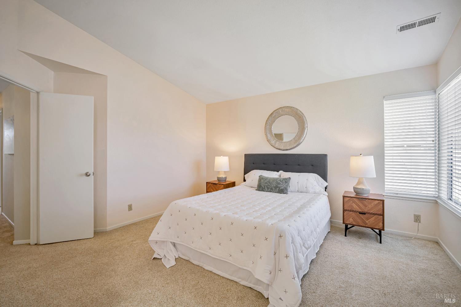 Windsor, California, 95492, United States, 3 Bedrooms Bedrooms, ,3 BathroomsBathrooms,Residential,For Sale,1925439