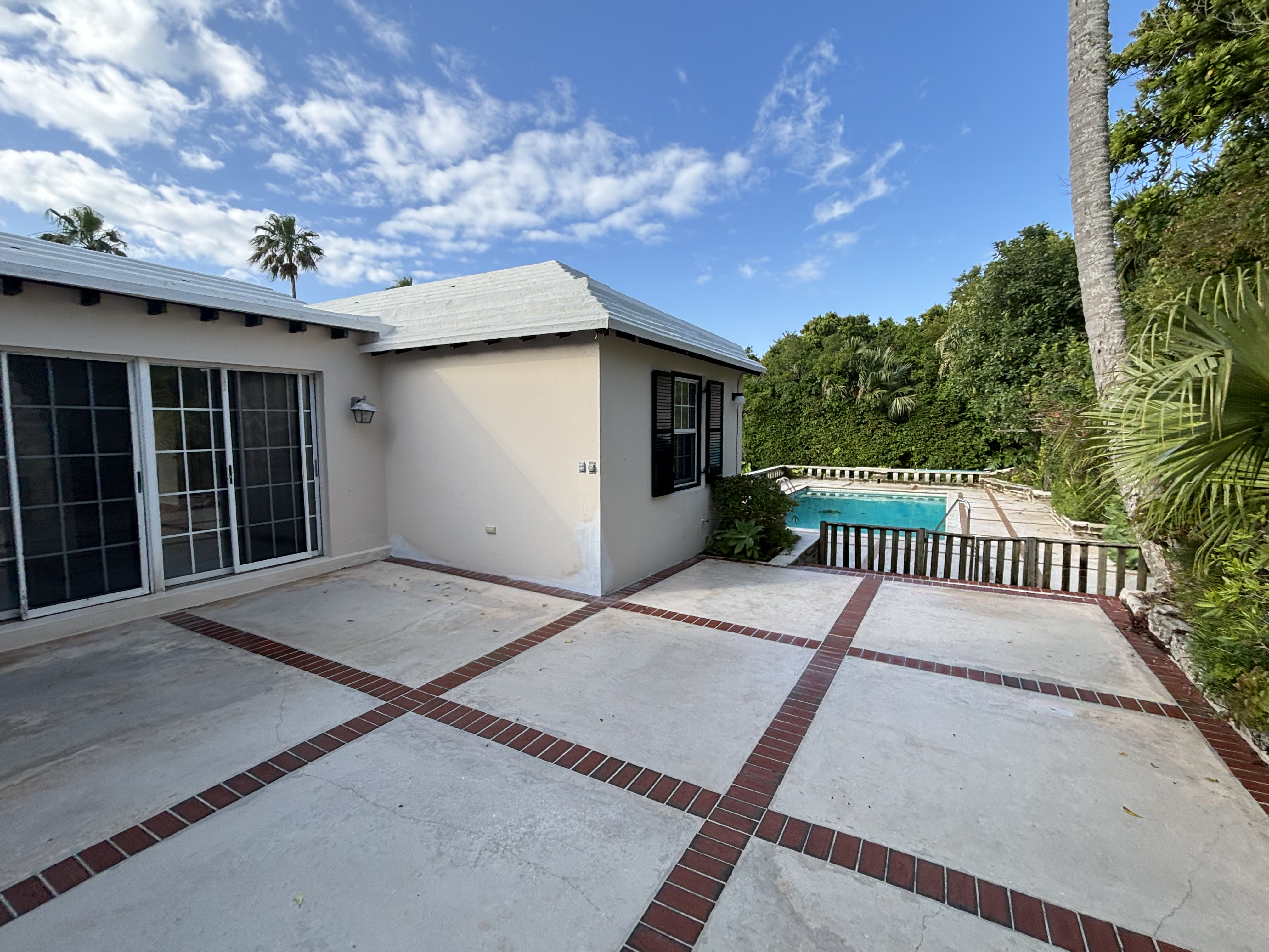 Paget, BM, 3 Bedrooms Bedrooms, ,2 BathroomsBathrooms,Residential,For Sale,1766178
