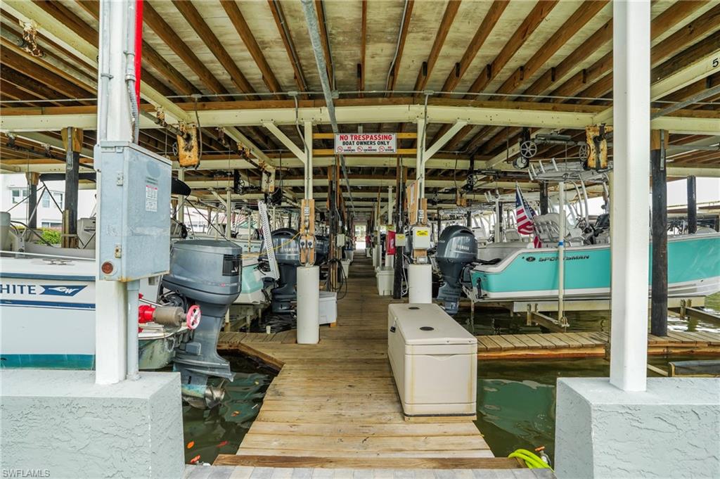 Naples, Florida, 34102, United States, 2 Bedrooms Bedrooms, ,2 BathroomsBathrooms,Residential,For Sale,1992081