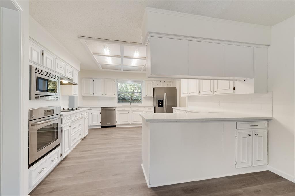 Rockwall, Texas, 75087, United States, 3 Bedrooms Bedrooms, ,3 BathroomsBathrooms,Residential,For Sale,1987708