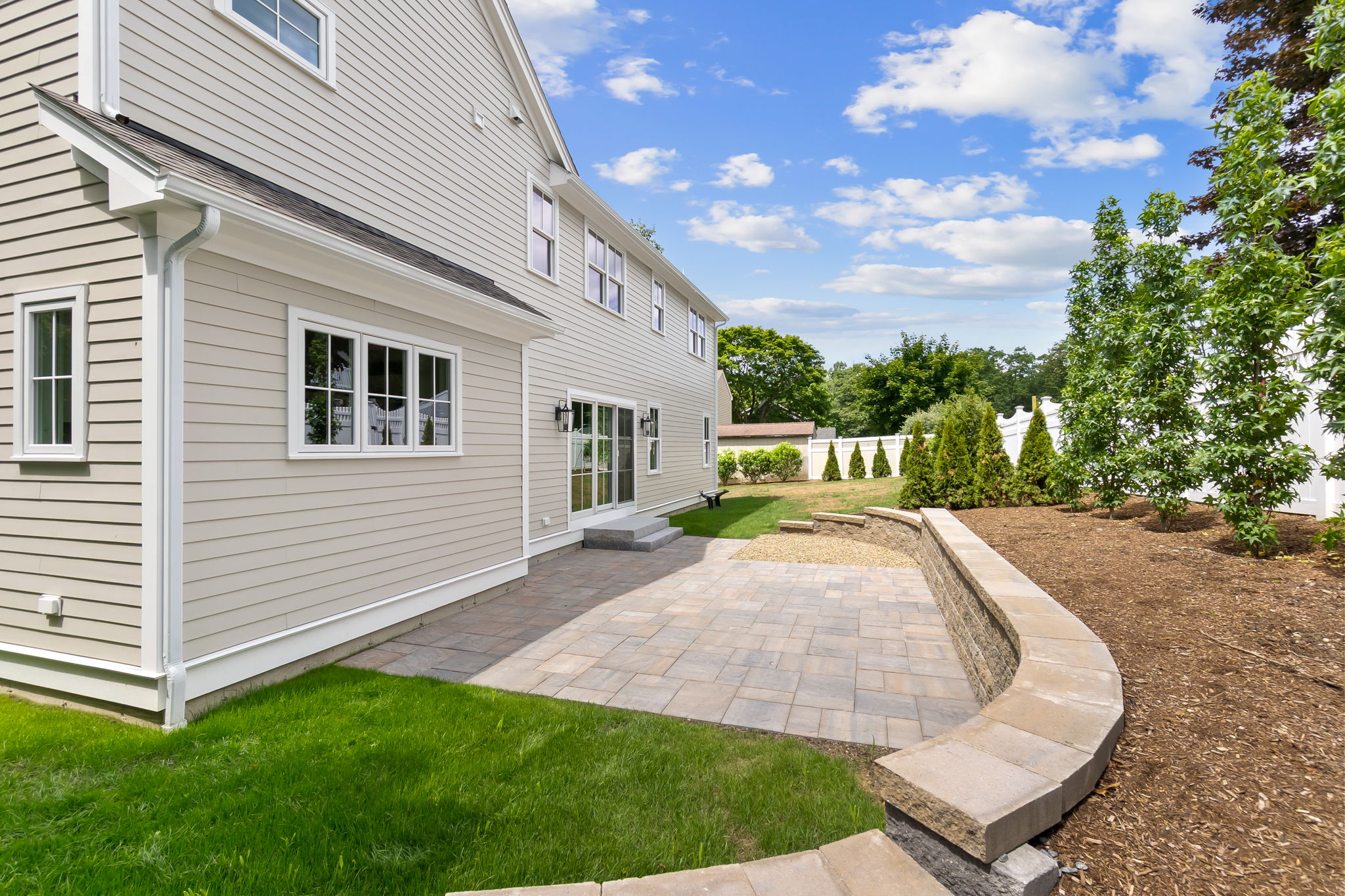  4 Brown Ave, Newburyport, MA, 01950 - 物件實景