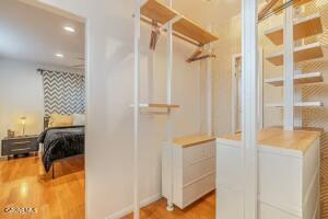 Van Nuys, California, 91405, United States, 3 Bedrooms Bedrooms, ,2 BathroomsBathrooms,Residential,For Sale,1939328
