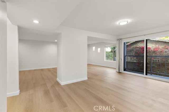 West Hollywood, California, 90046, United States, 2 Bedrooms Bedrooms, ,2 BathroomsBathrooms,Residential,For Sale,1992442