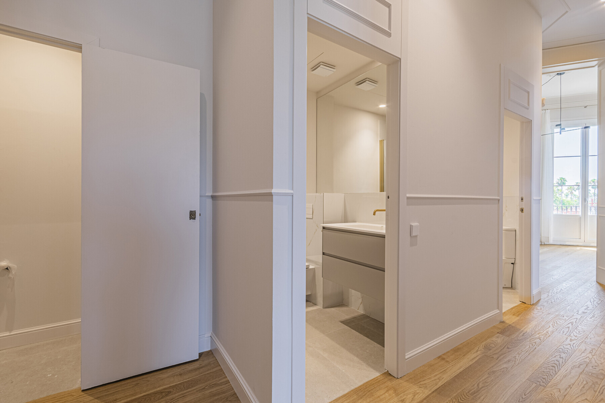  Renovated corner apartment in El Born with views of Port Vell - 物件實景