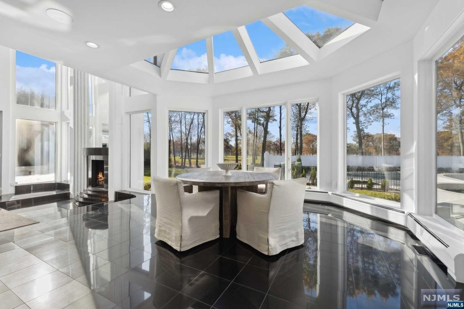 23 Rio Vista Drive, Alpine, New Jersey, 07620, United States, 6 Bedrooms Bedrooms, ,9 BathroomsBathrooms,Residential,For Sale,23 Rio Vista Drive,1655605