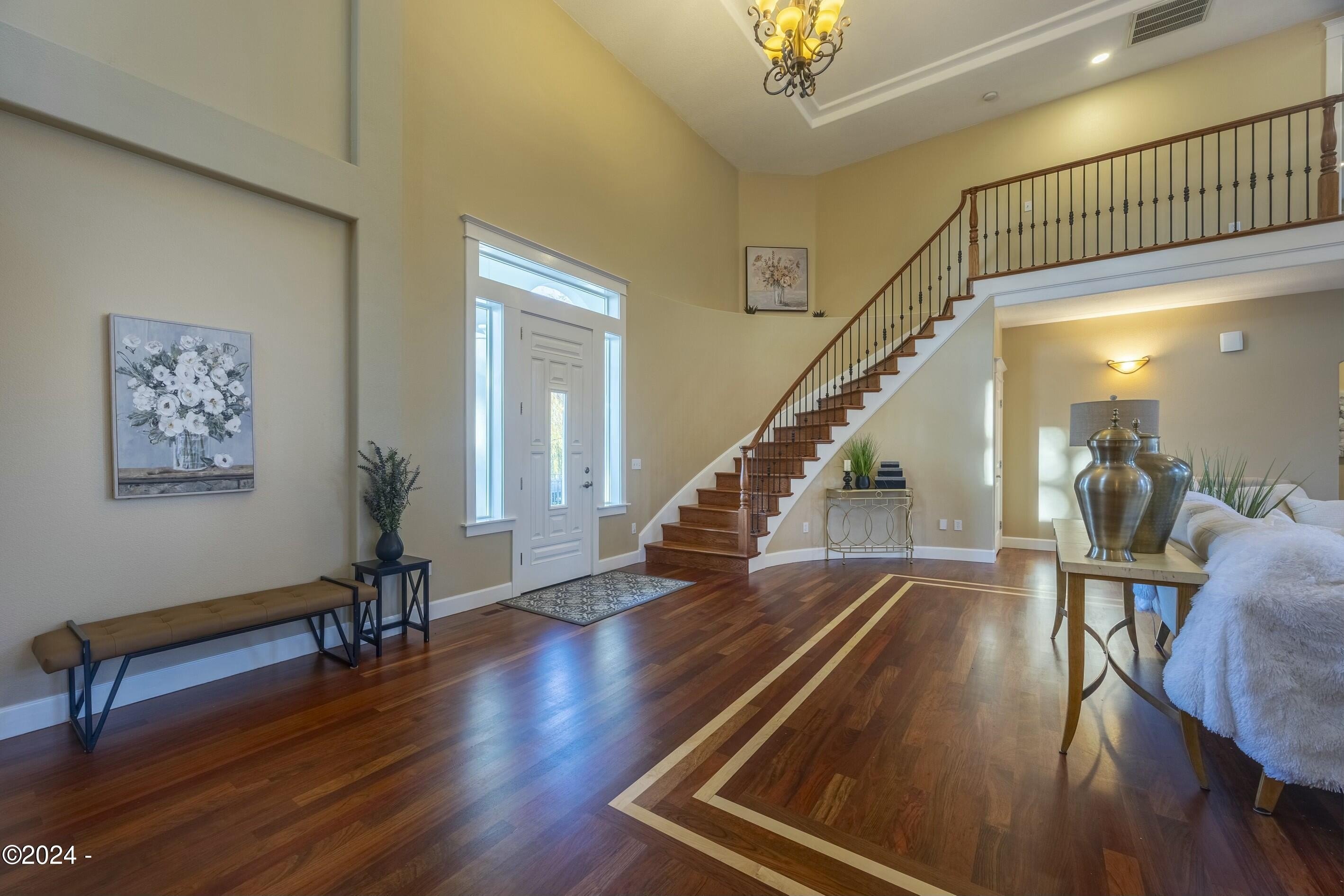 12989 SE Mountain Gate, Happy Valley, Oregon, 97086, United States, 4 Bedrooms Bedrooms, ,5 BathroomsBathrooms,Residential,For Sale,12989 SE Mountain Gate,1668514