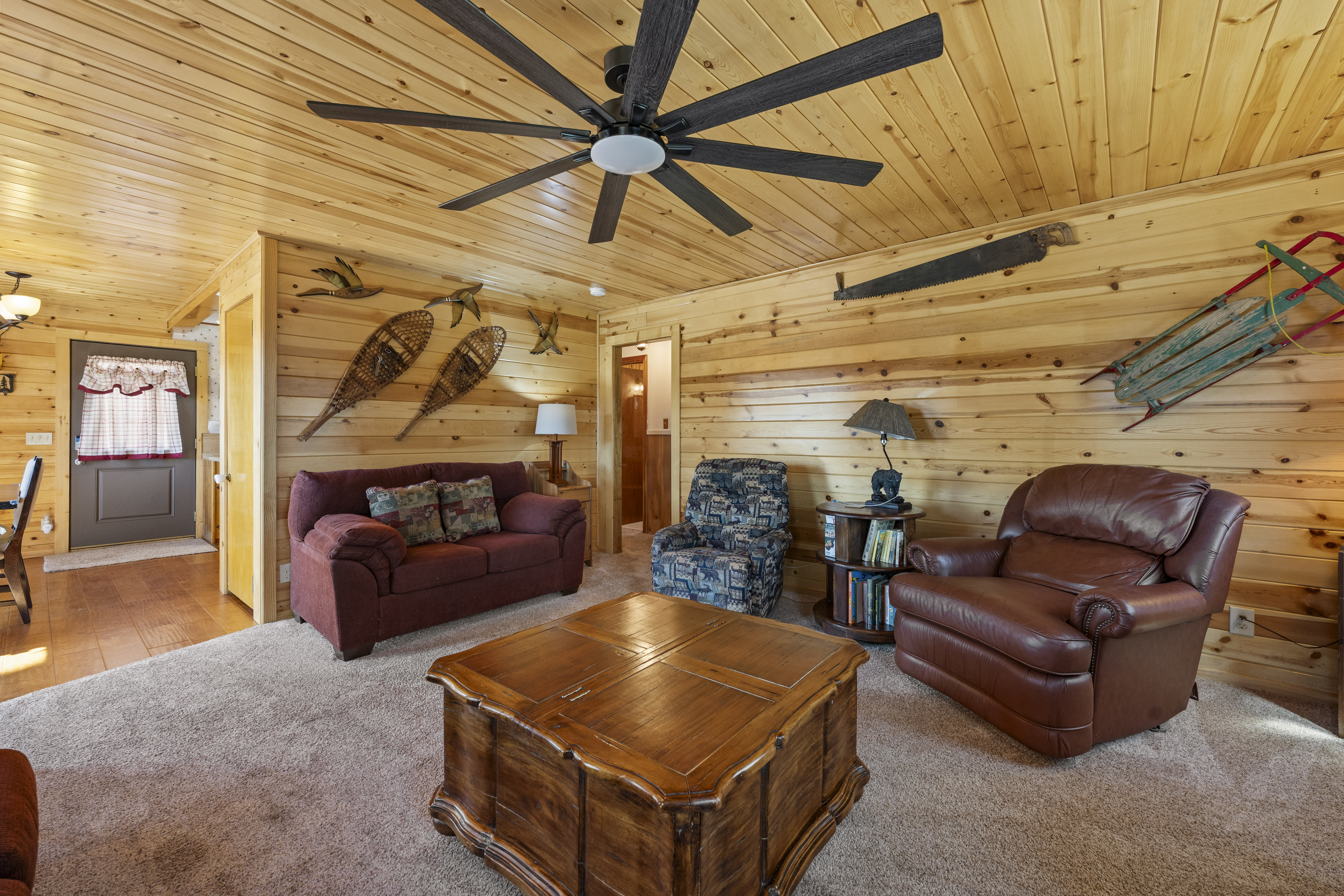  82 Lakeview Lane, Fawnskin, CA 92333 - 物件實景