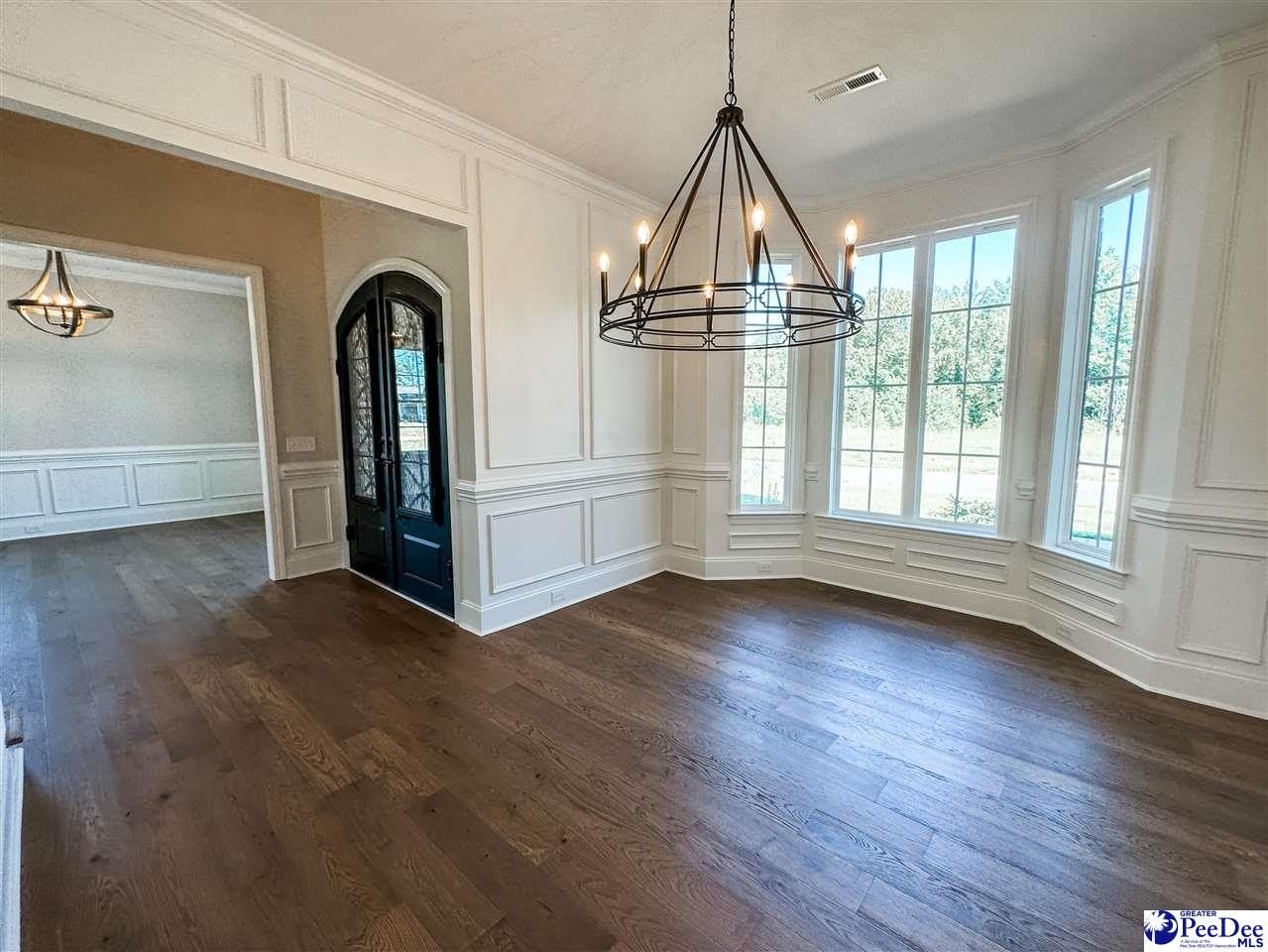 Florence, South Carolina, 29501, United States, 5 Bedrooms Bedrooms, ,4 BathroomsBathrooms,Residential,For Sale,1721765