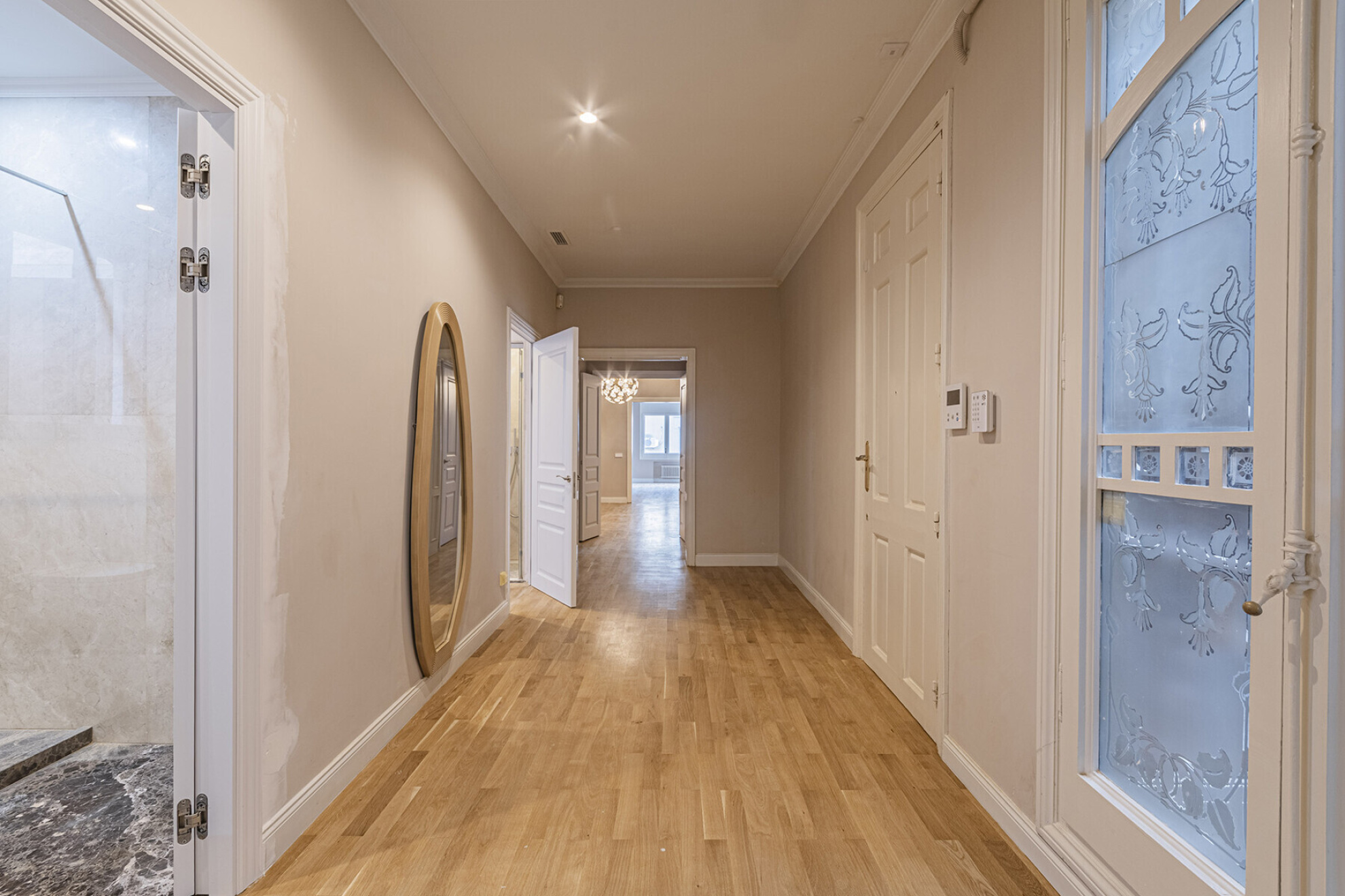  Renovated high-rise apartment in a stately building in Eixample. - 物件實景