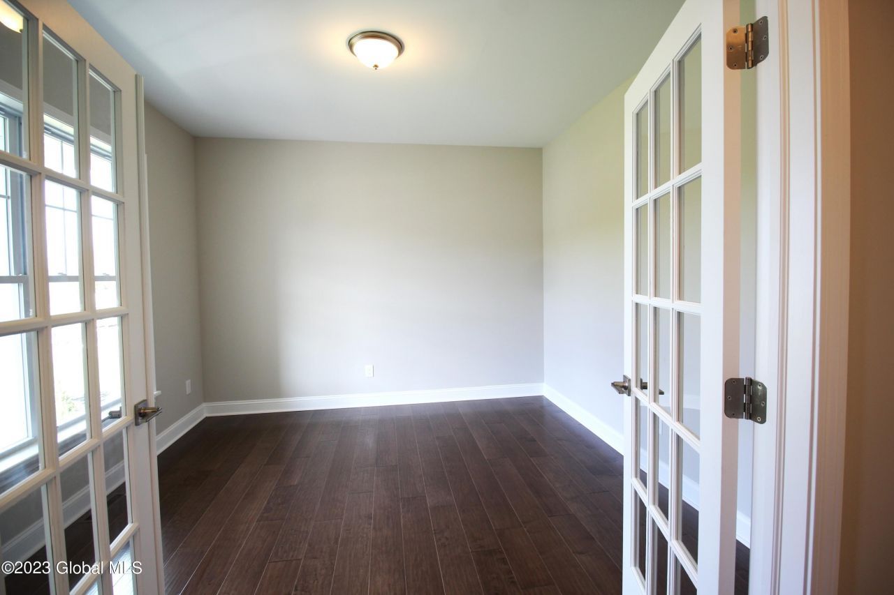 Clifton Park, New York, 12065, United States, 4 Bedrooms Bedrooms, ,3 BathroomsBathrooms,Residential,For Sale,1933145