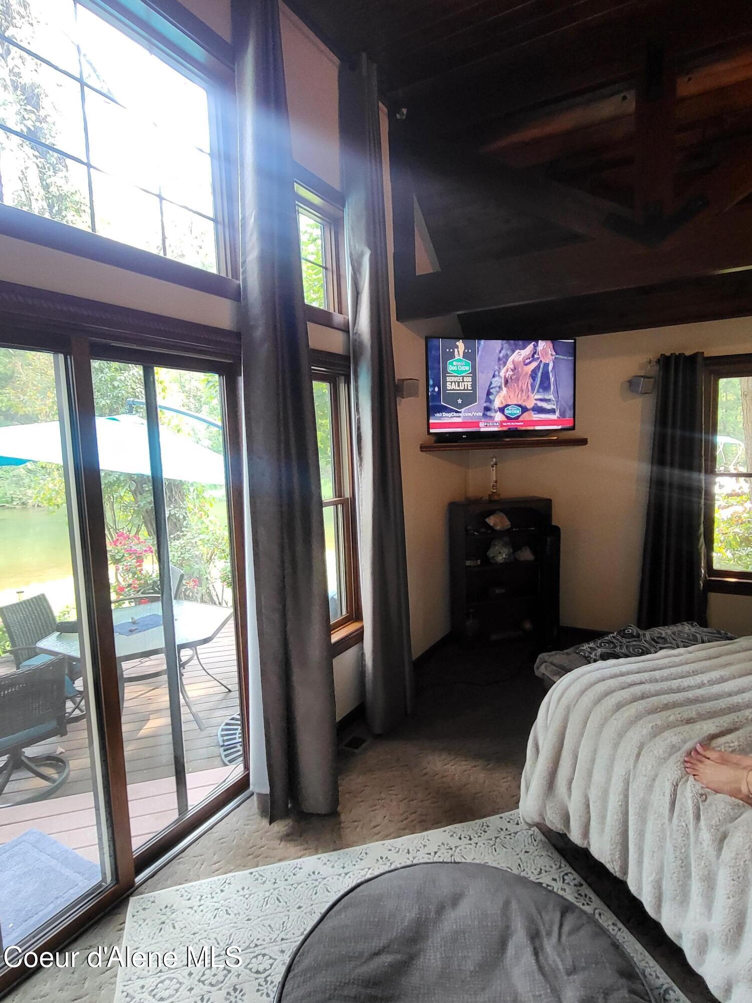 Coeur d'Alene, Idaho, 83814, United States, 4 Bedrooms Bedrooms, ,3 BathroomsBathrooms,Residential,For Sale,2012550