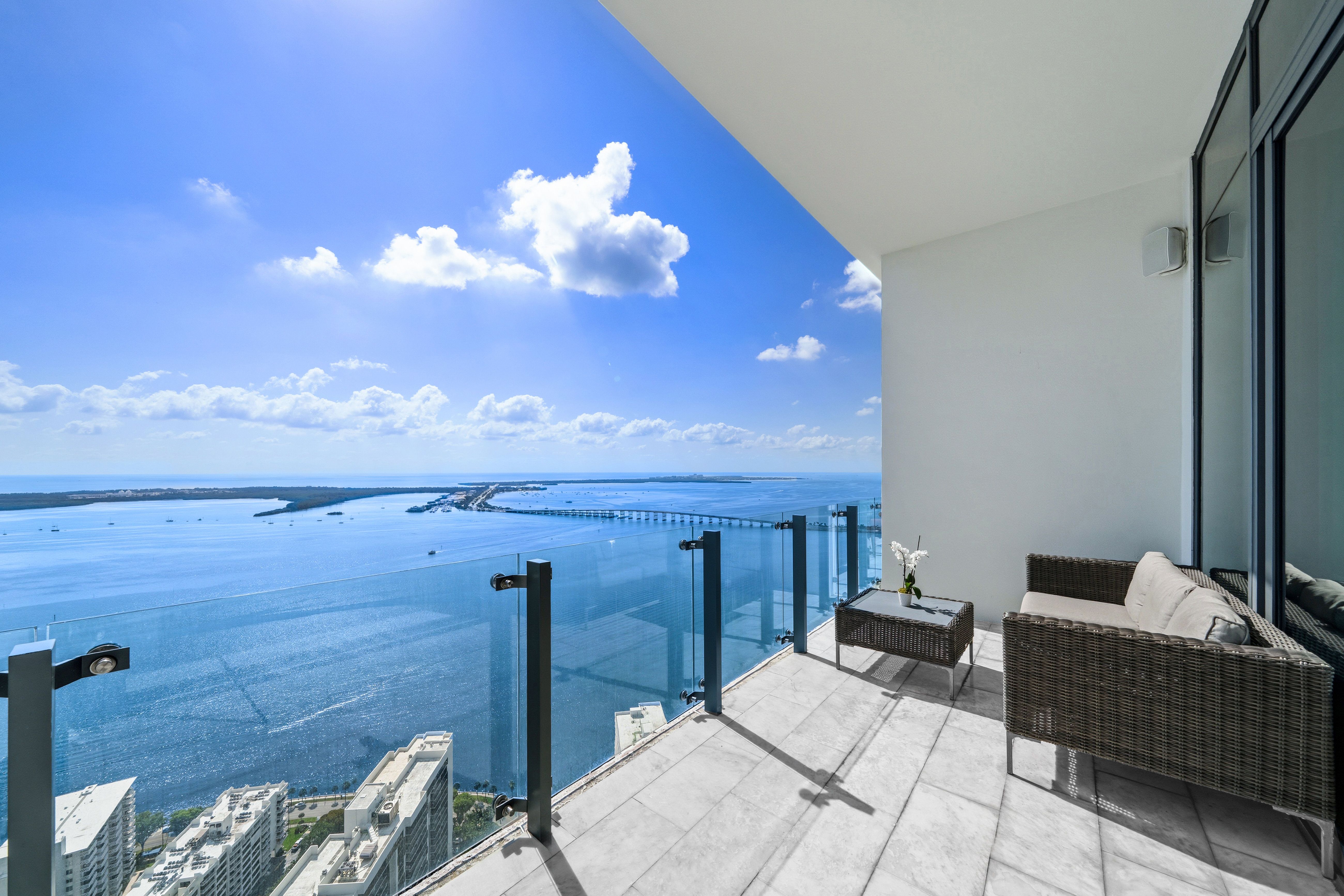  1451 Brickell Ave, Miami, FL, 33131 - 物件實景