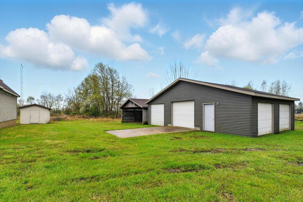 Three Oaks, Michigan, 49128, United States, 3 Bedrooms Bedrooms, ,2 BathroomsBathrooms,Residential,For Sale,1806121