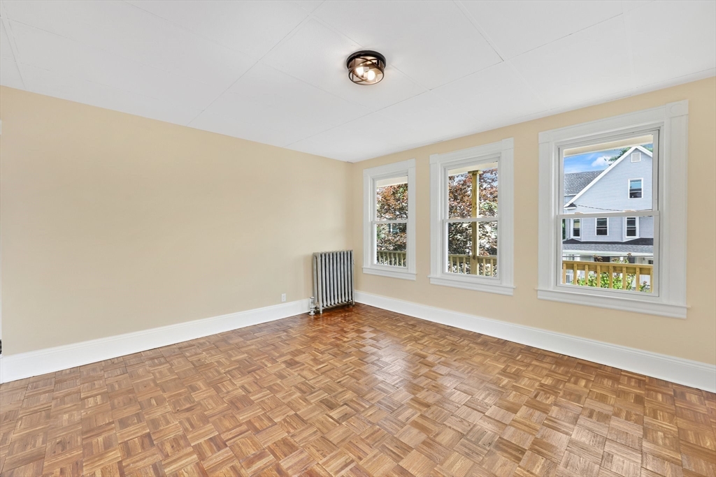 Springfield, Massachusetts, 01108, United States, 7 Bedrooms Bedrooms, ,2 BathroomsBathrooms,Residential,For Sale,2040283