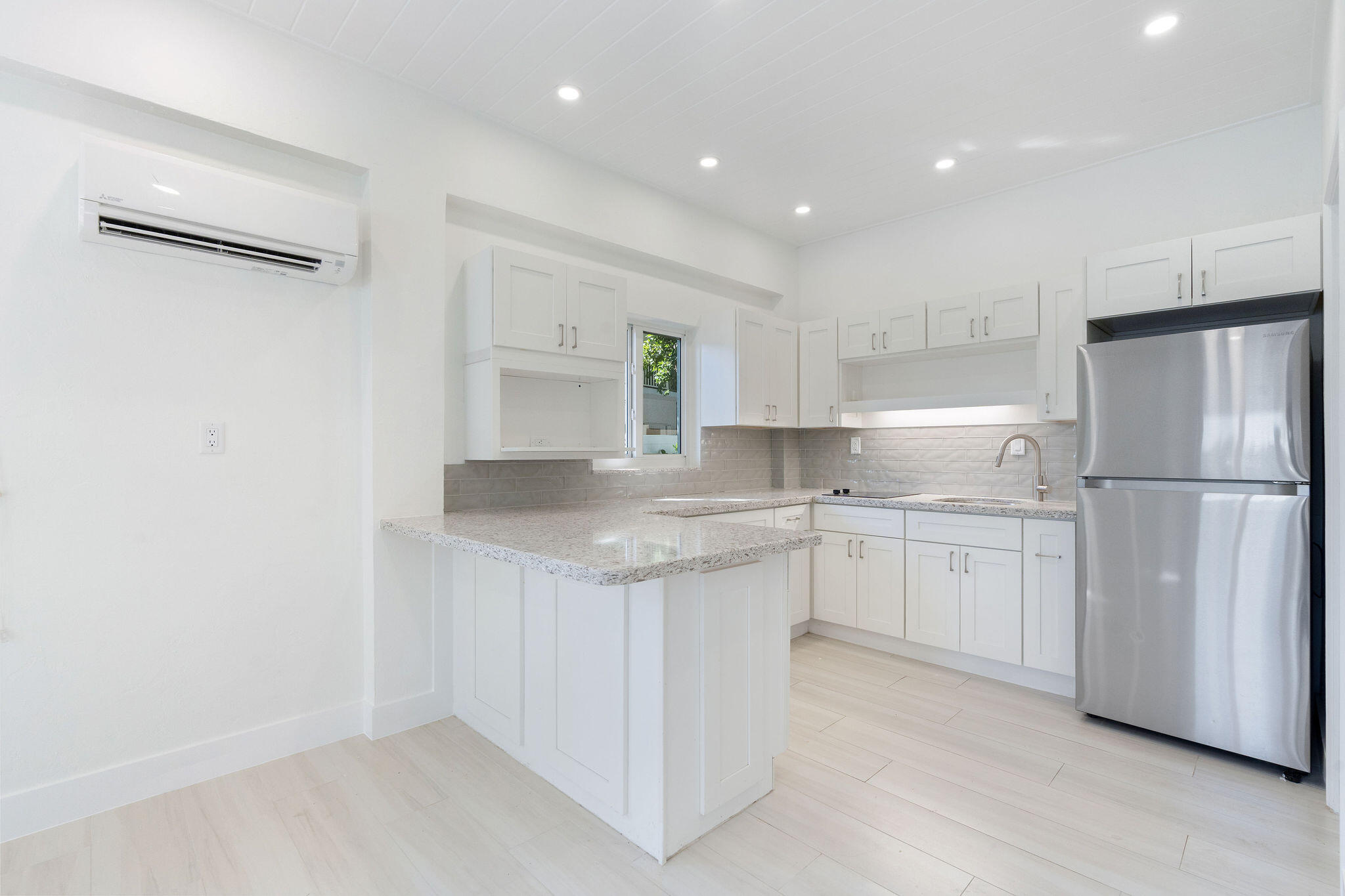 Tavernier, Florida, 33036, United States, 3 Bedrooms Bedrooms, ,3 BathroomsBathrooms,Residential,For Sale,2003295