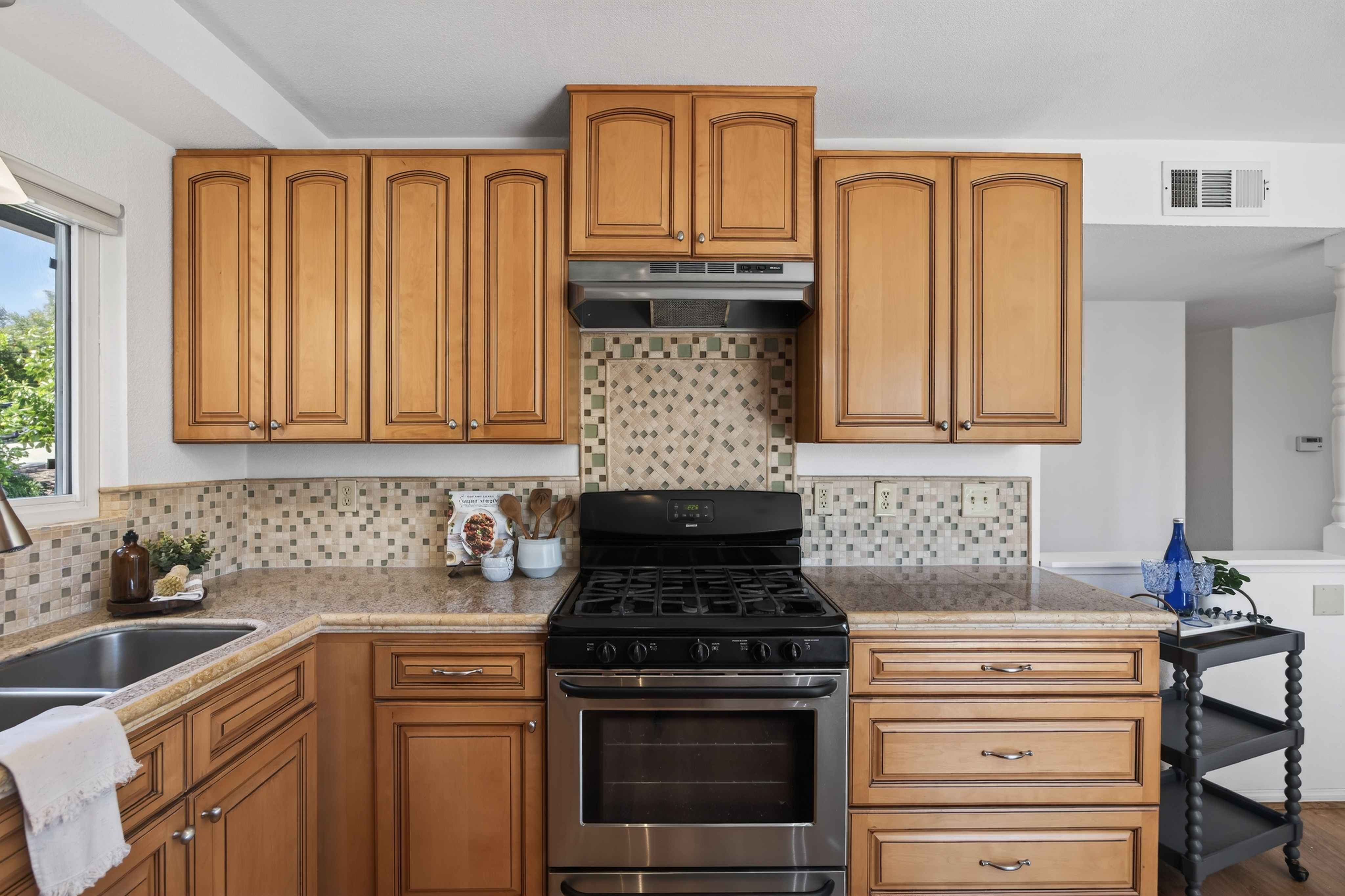  80 Pathelen Avenue, Oak View, CA 93022 - 物件實景