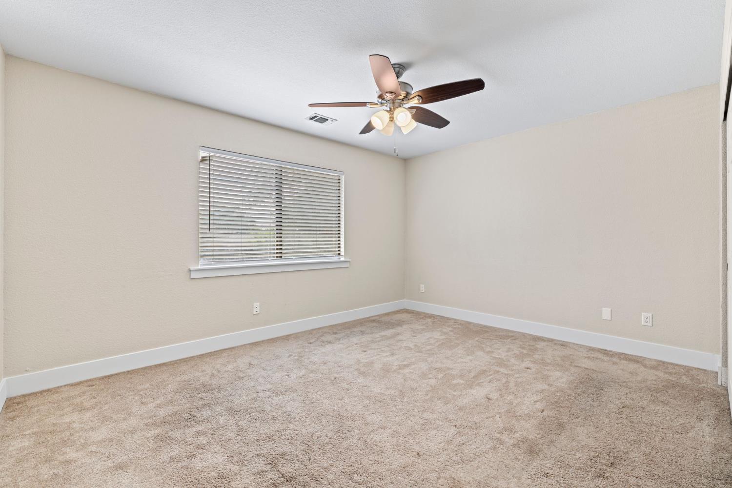 Auburn, California, 95603, United States, 3 Bedrooms Bedrooms, ,2 BathroomsBathrooms,Residential,For Sale,1956698