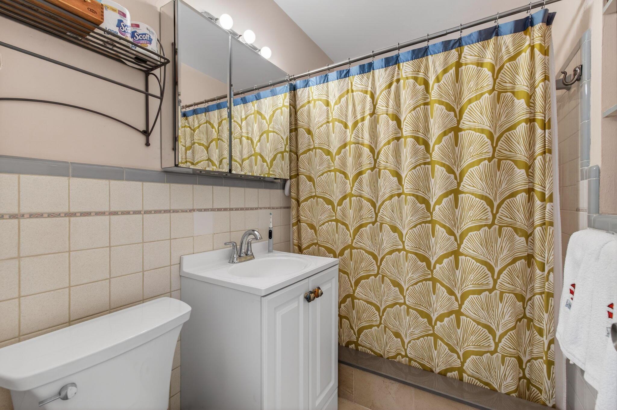 Boynton Beach, Florida, 33426, United States, 3 Bedrooms Bedrooms, ,2 BathroomsBathrooms,Residential,For Sale,2005438