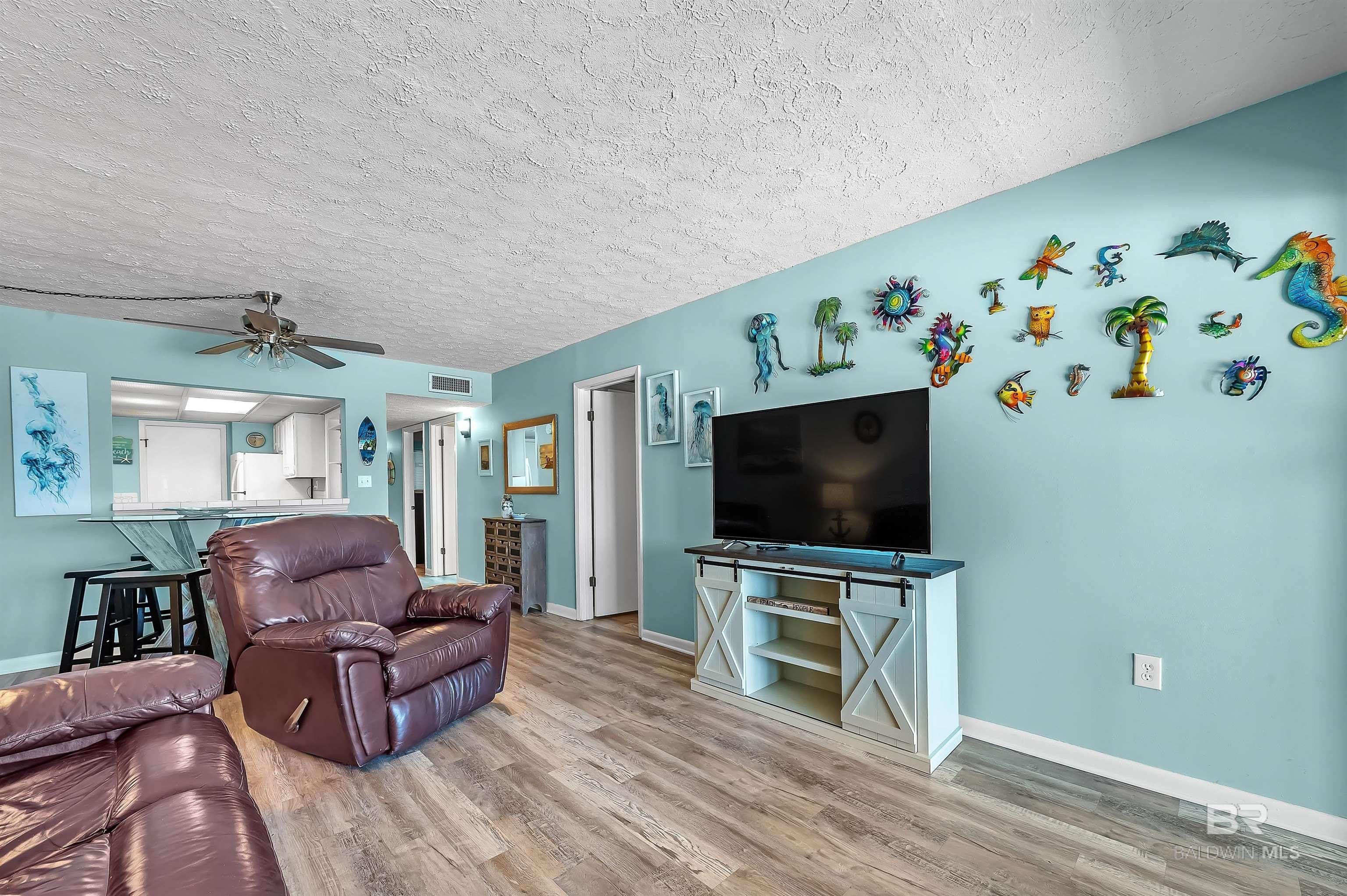 Gulf Shores, Alabama, 36542, United States, 2 Bedrooms Bedrooms, ,2 BathroomsBathrooms,Residential,For Sale,1982697