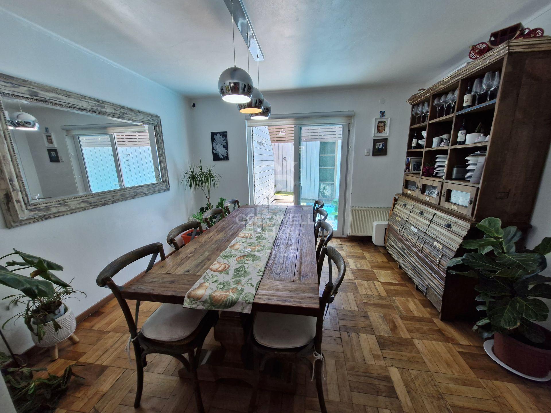 Providencia, Chile, 4 Bedrooms Bedrooms, ,3 BathroomsBathrooms,Residential,For Sale,1895539