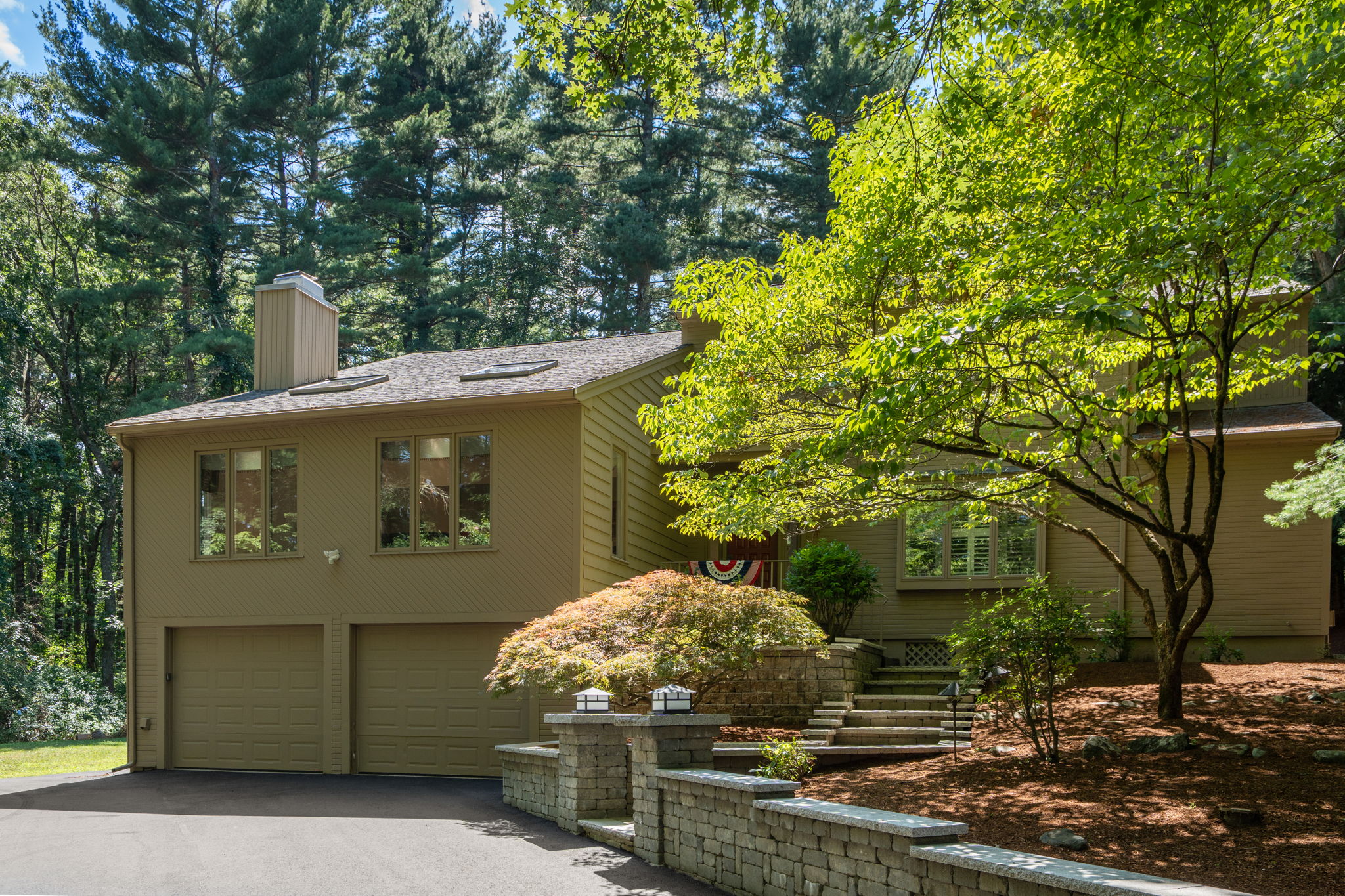  47 Dedham Street, Sharon, MA, 02067 - 物件實景