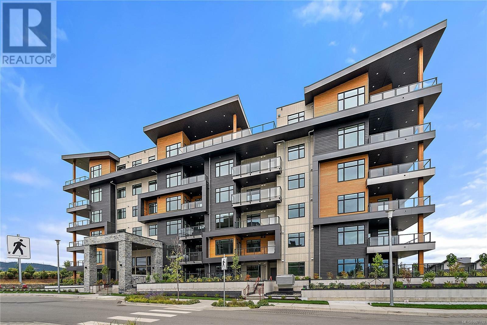 CENTRAL SAANICH, British Columbia, V8M 0B9, CA, 2 Bedrooms Bedrooms, ,2 BathroomsBathrooms,Residential,For Sale,1876111