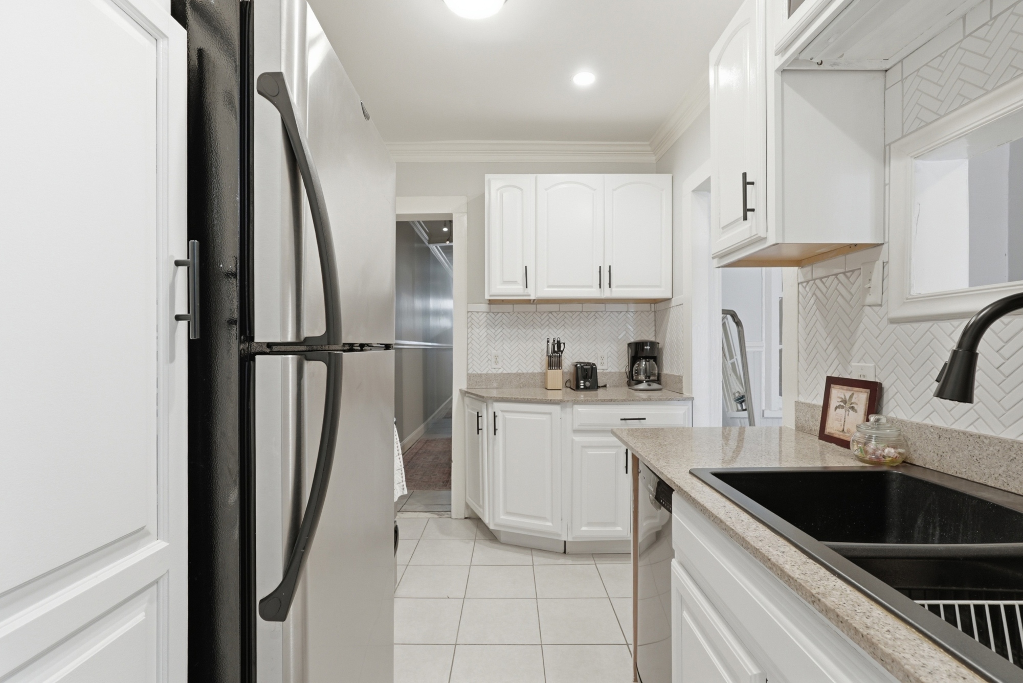  526 E Gwinnett Lane - 物件實景