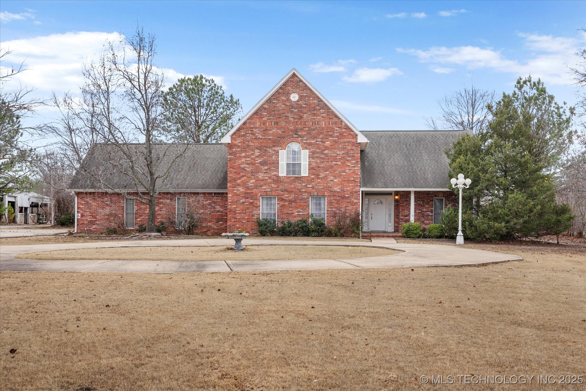 Jenks, Oklahoma, 74037, United States, 4 Bedrooms Bedrooms, ,5 BathroomsBathrooms,Residential,For Sale,1840123