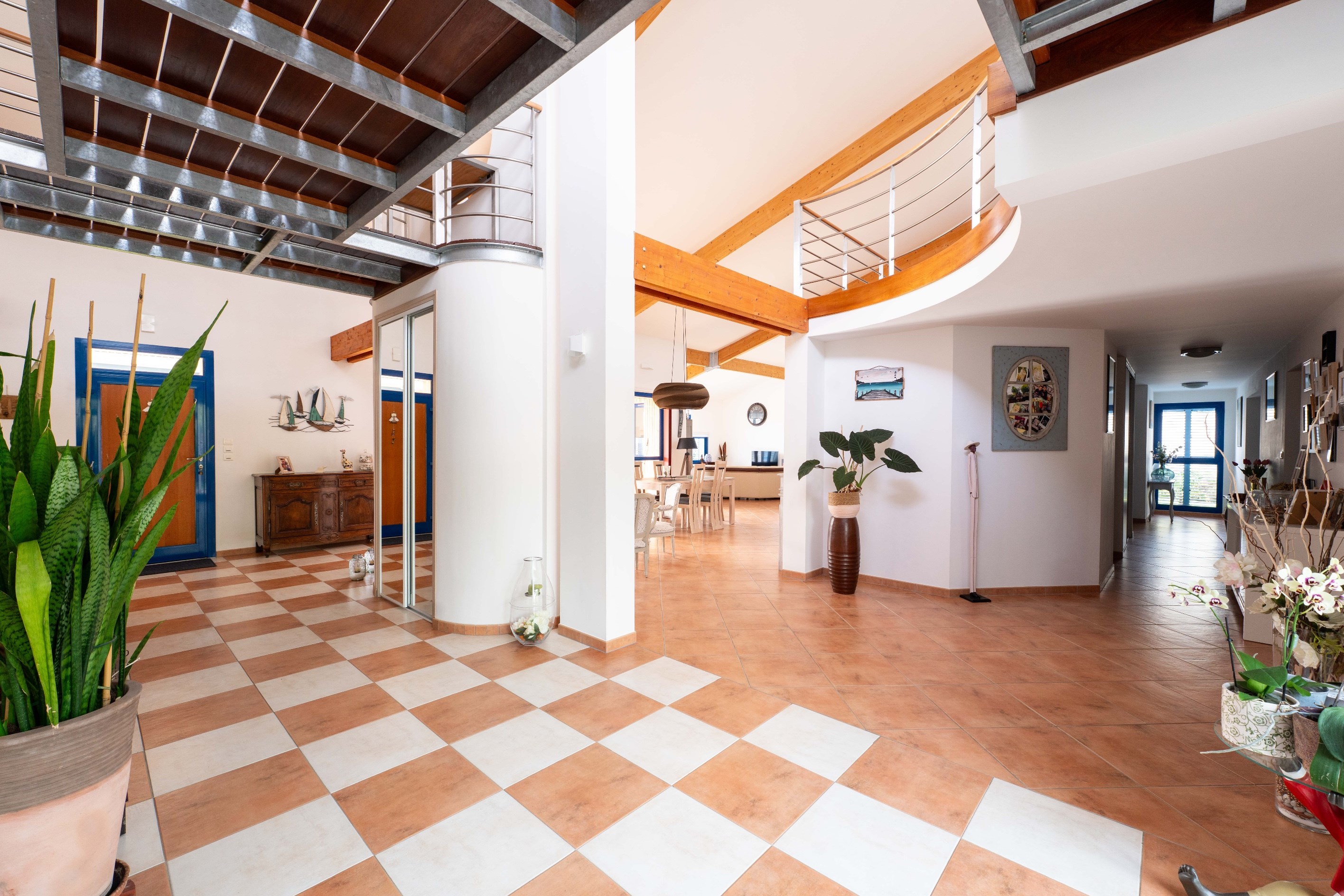  CONTEMPORARY VILLA - 物件實景
