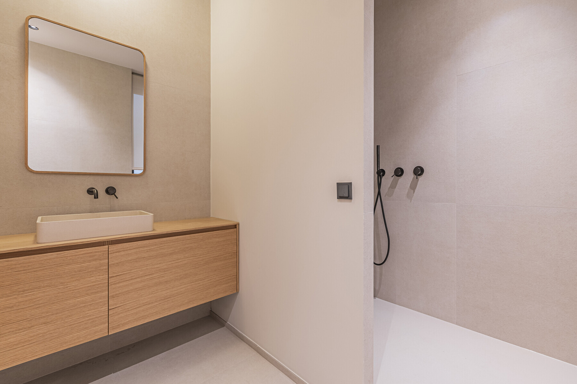 Modernist flat in Eixample with premium finishes in the Quadrat d