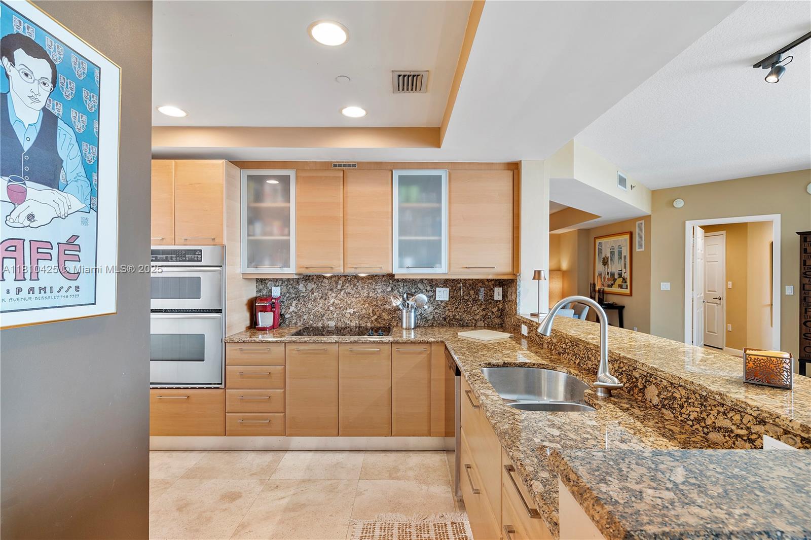 Fort Lauderdale, Florida, 33316, United States, 1 Bedroom Bedrooms, ,2 BathroomsBathrooms,Residential,For Sale,1838693