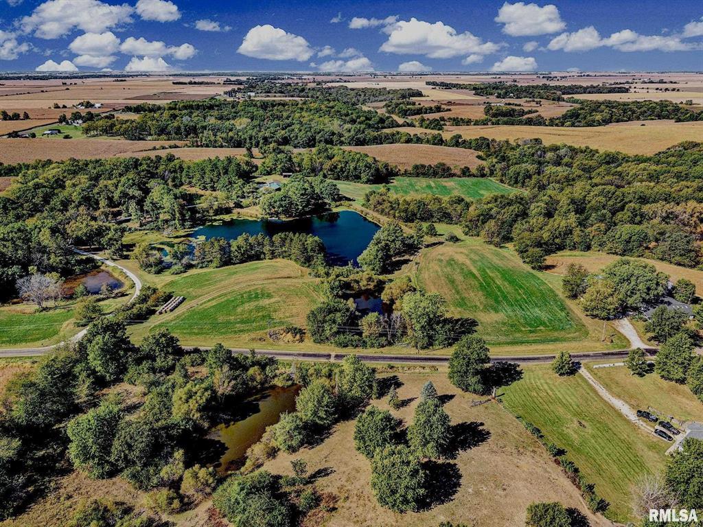 Abingdon, Illinois, 61410, United States, 3 Bedrooms Bedrooms, ,2 BathroomsBathrooms,Residential,For Sale,1976226