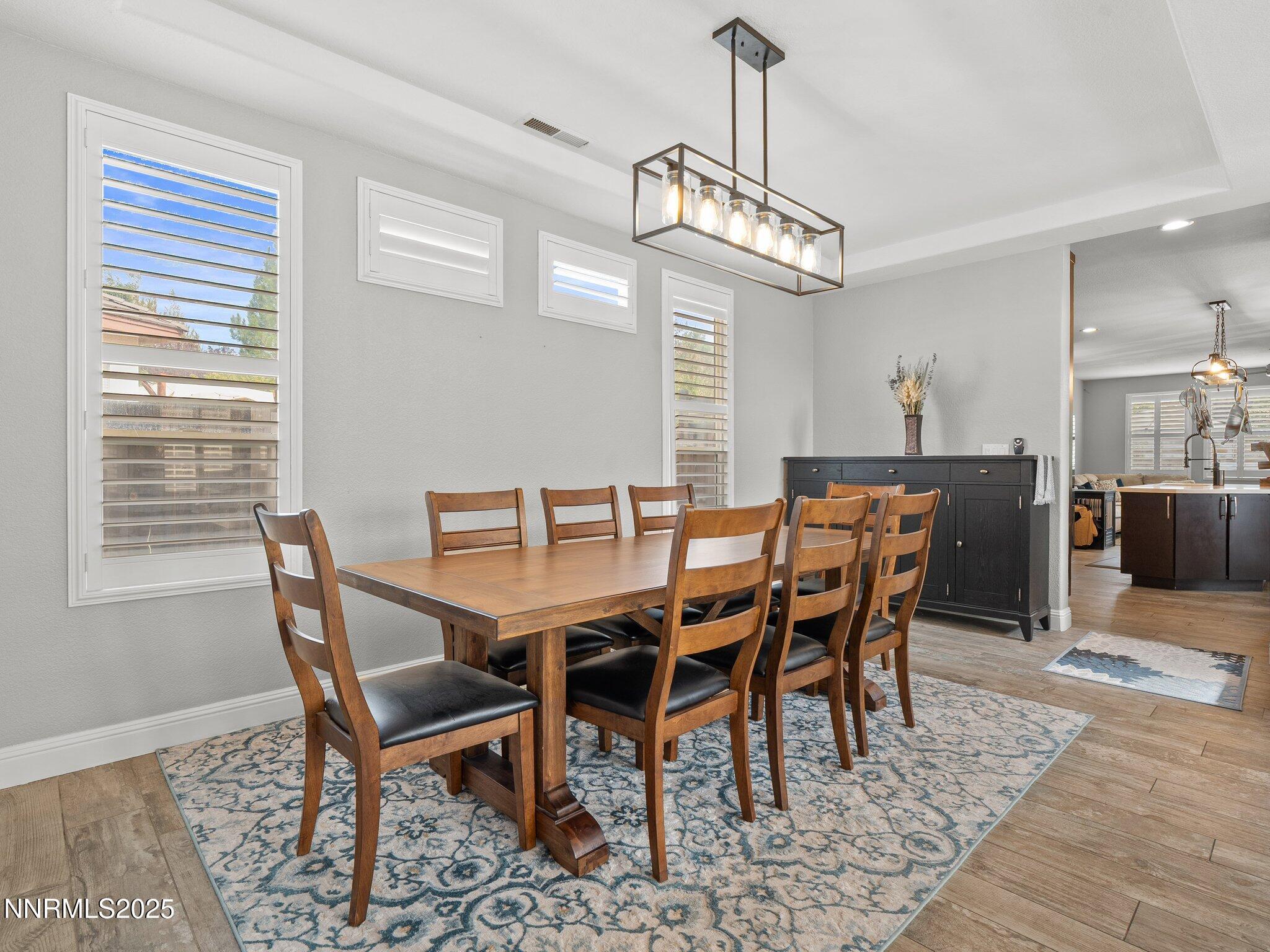 Sparks, Nevada, 89436, United States, 4 Bedrooms Bedrooms, ,3 BathroomsBathrooms,Residential,For Sale,1948184