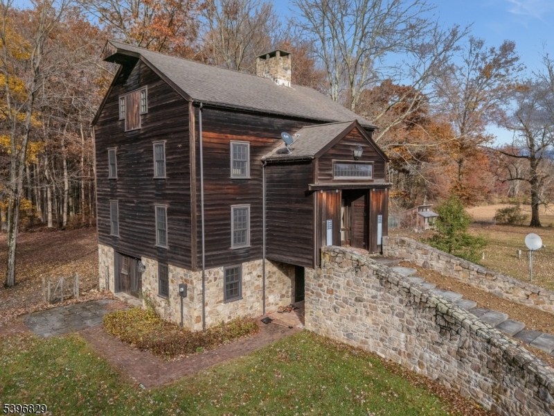 Union Twp., New Jersey, 08827, United States, 6 Bedrooms Bedrooms, ,6 BathroomsBathrooms,Residential,For Sale,1991066