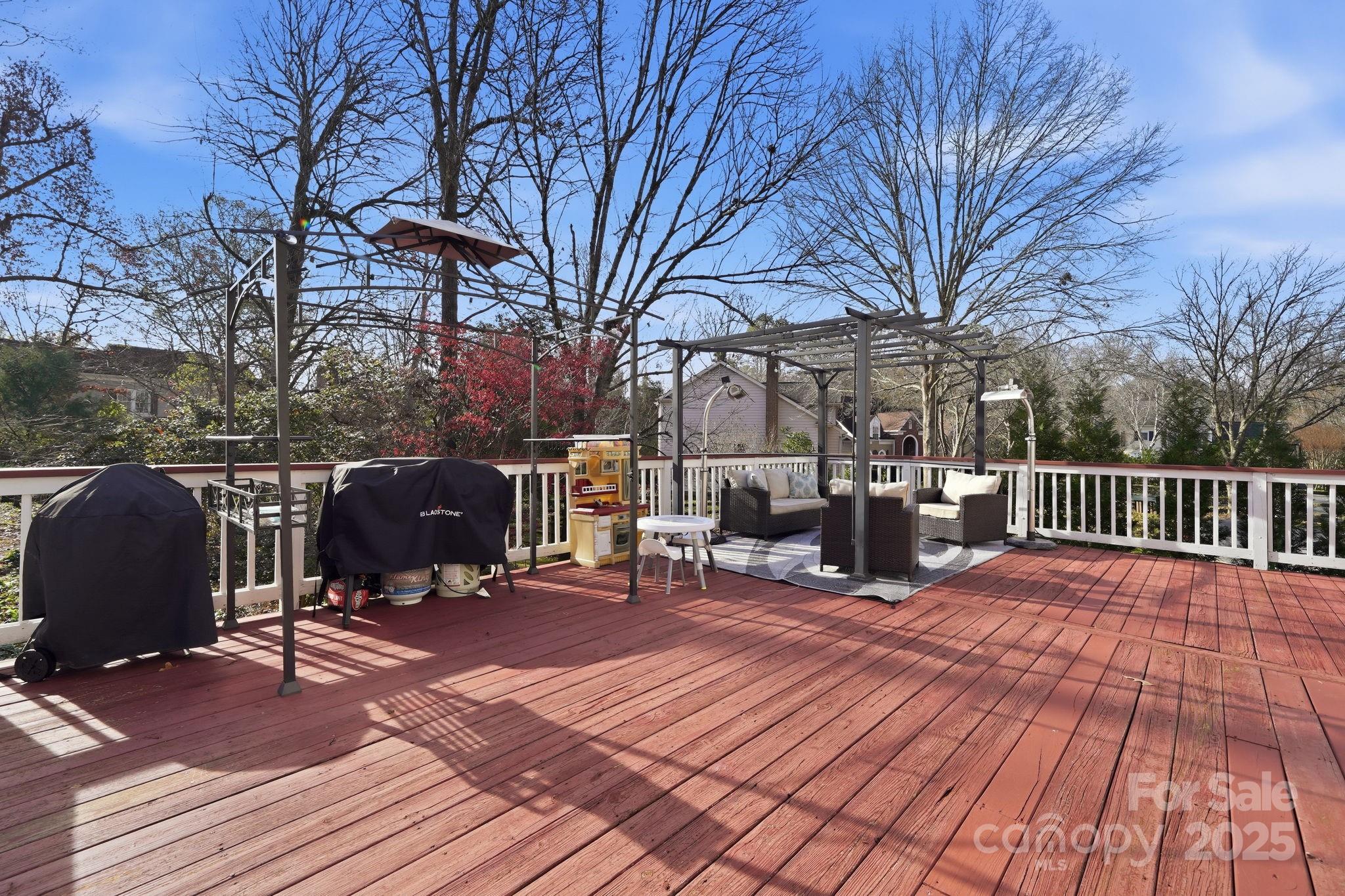 Charlotte, North Carolina, 28210, United States, 4 Bedrooms Bedrooms, ,3 BathroomsBathrooms,Residential,For Sale,2002030