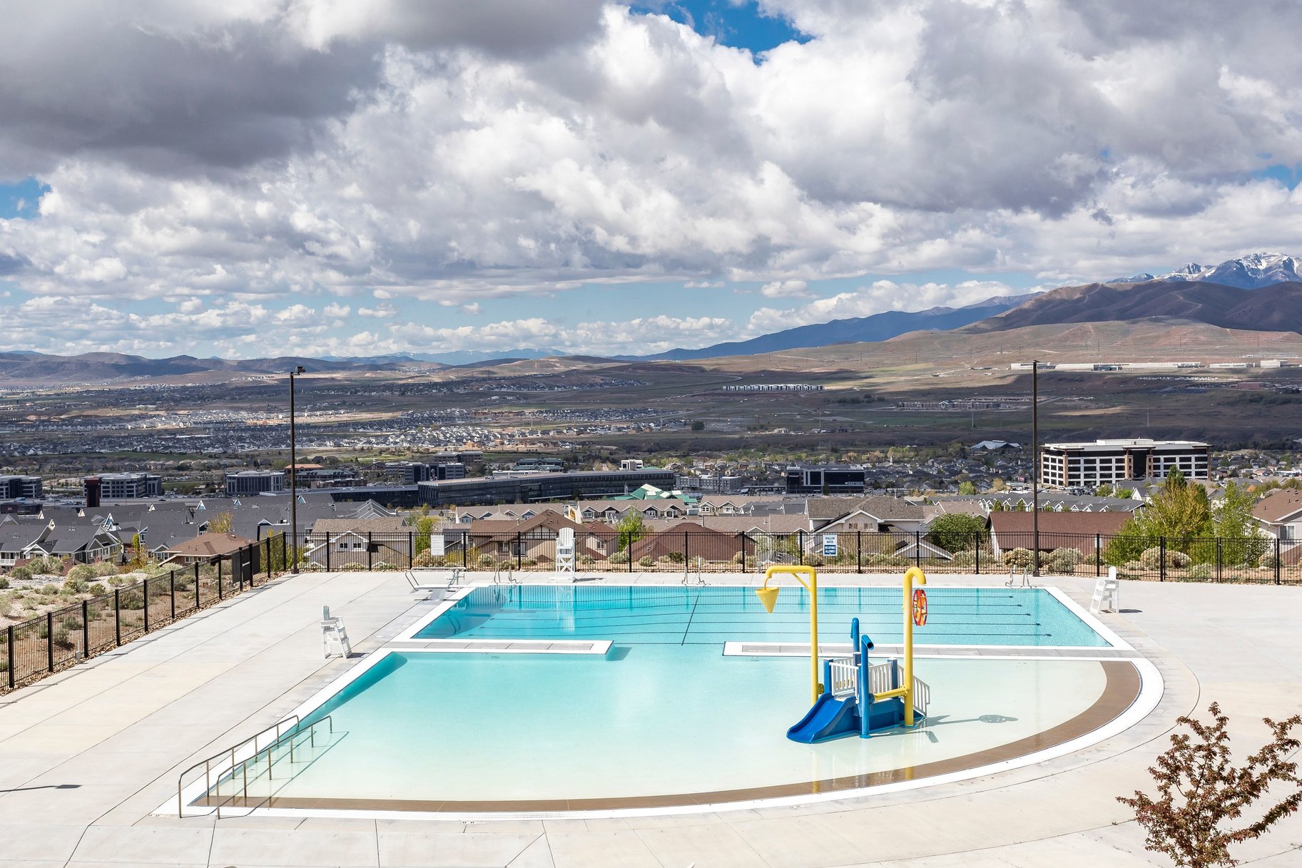  Designer Luxury with Mountain, Valley & Utah Lake Views in Lehi - 物件實景