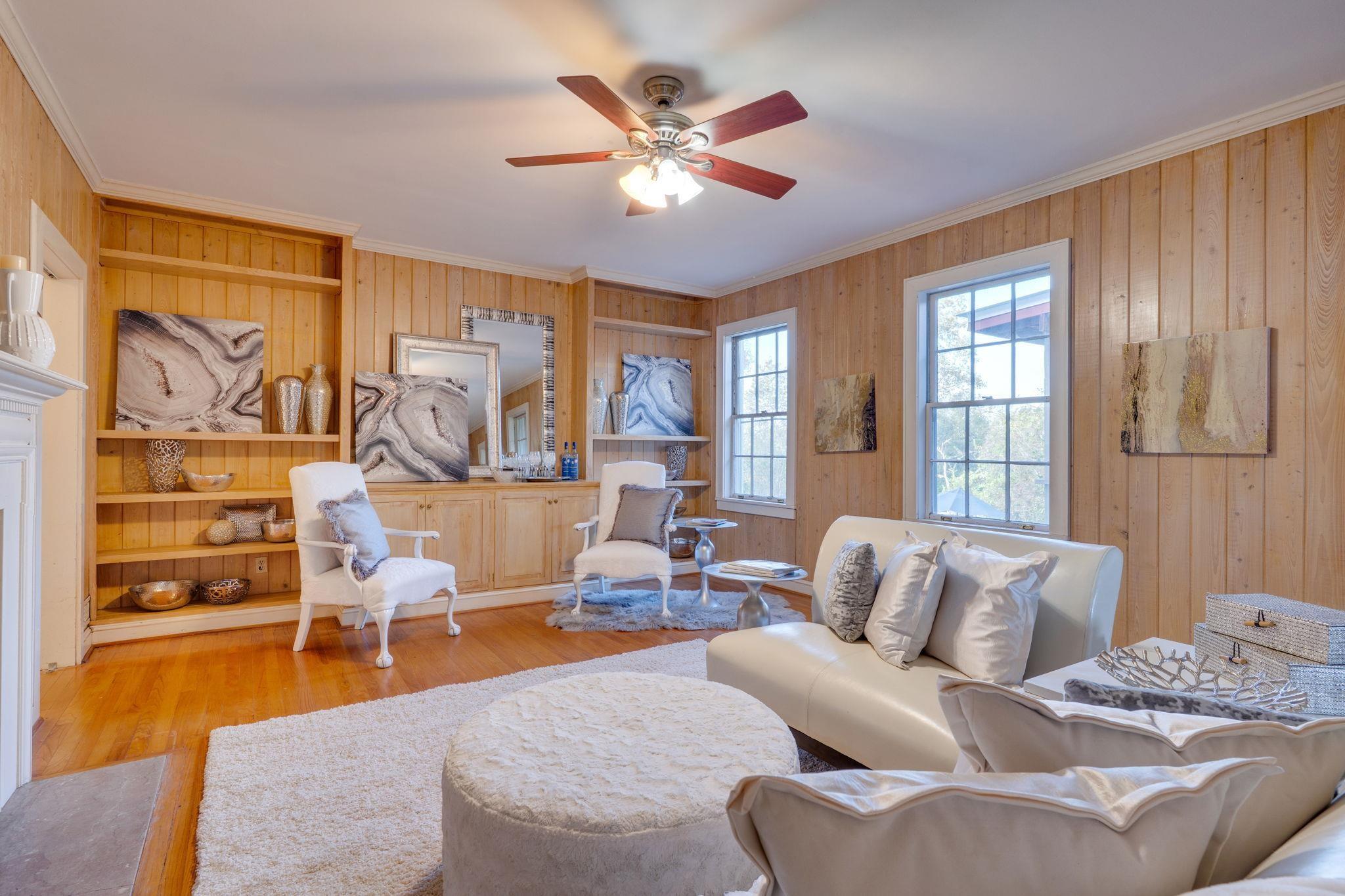 Tallahassee, Florida, 32301, United States, 4 Bedrooms Bedrooms, ,2 BathroomsBathrooms,Residential,For Sale,1961335