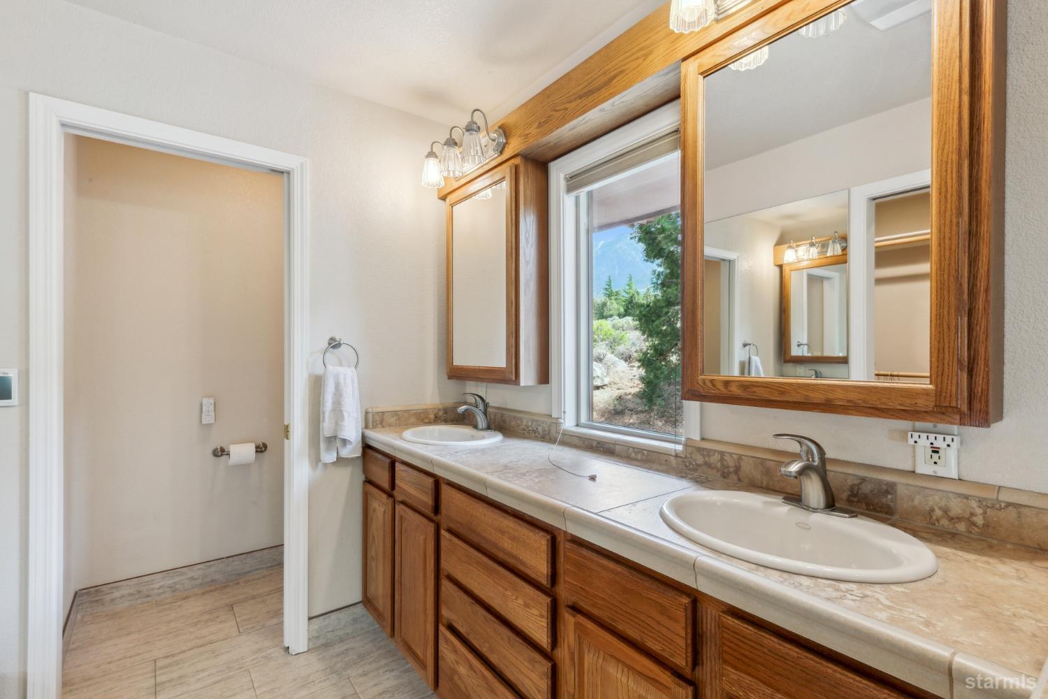 Gardnerville, Nevada, 89460, United States, 3 Bedrooms Bedrooms, ,3 BathroomsBathrooms,Residential,For Sale,1849799