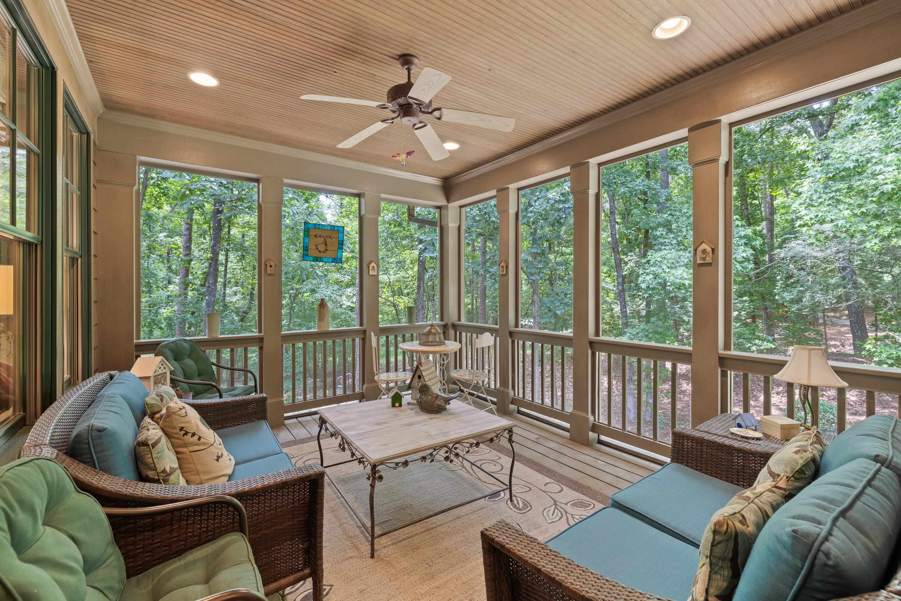 Greensboro, Georgia, 30642, United States, 3 Bedrooms Bedrooms, ,4 BathroomsBathrooms,Residential,For Sale,1829509