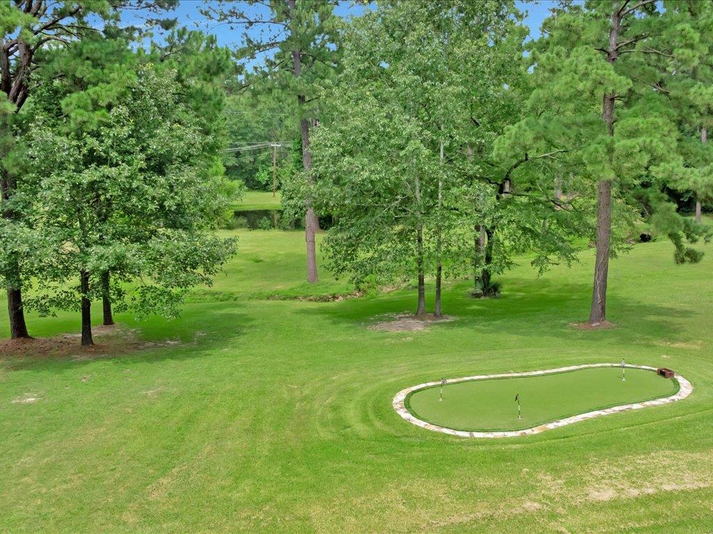 Lufkin, Texas, 75901, United States, 4 Bedrooms Bedrooms, ,5 BathroomsBathrooms,Residential,For Sale,1979665