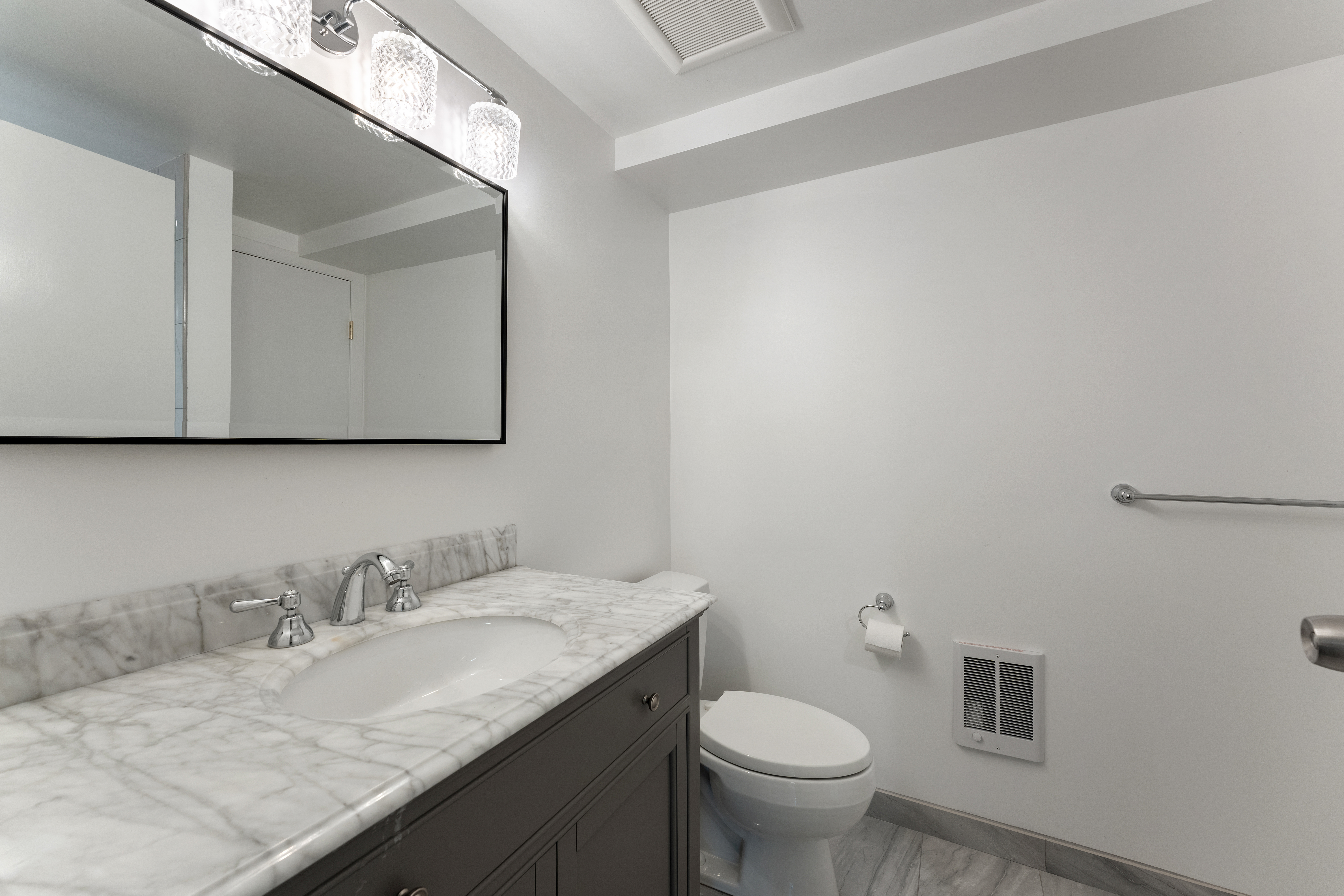  Beautifully updated and impeccably maintained - 物件實景