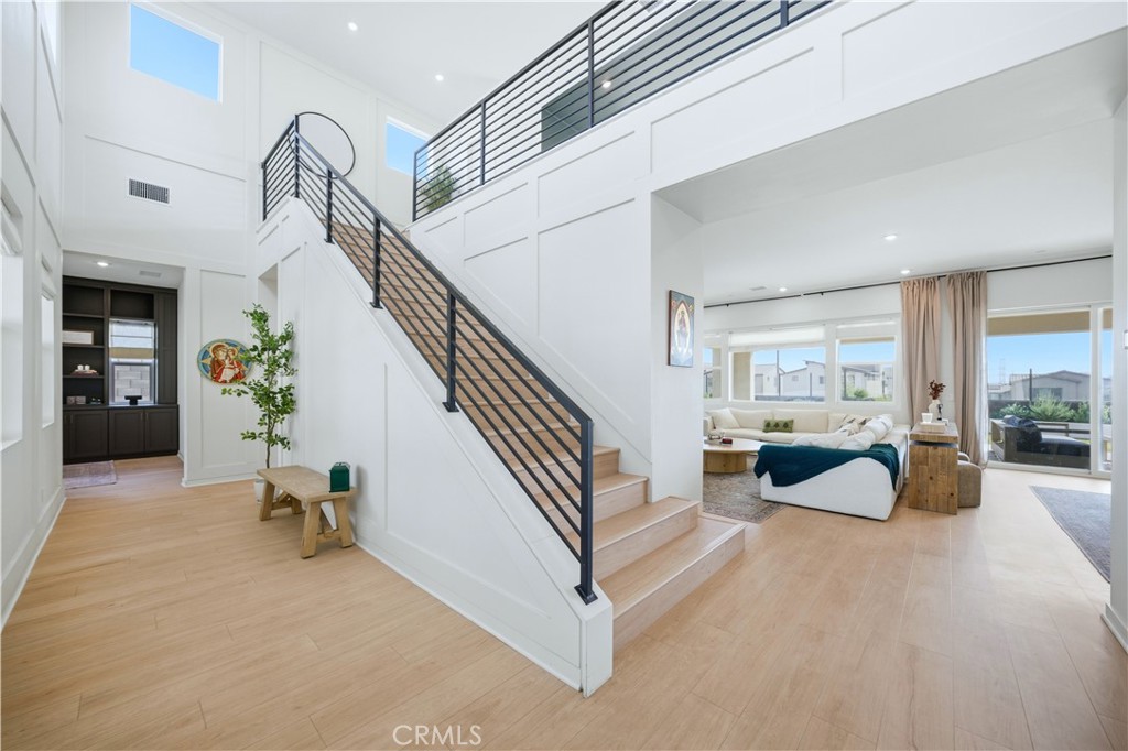 Fontana, California, 92336, United States, 4 Bedrooms Bedrooms, ,3 BathroomsBathrooms,Residential,For Sale,1995371