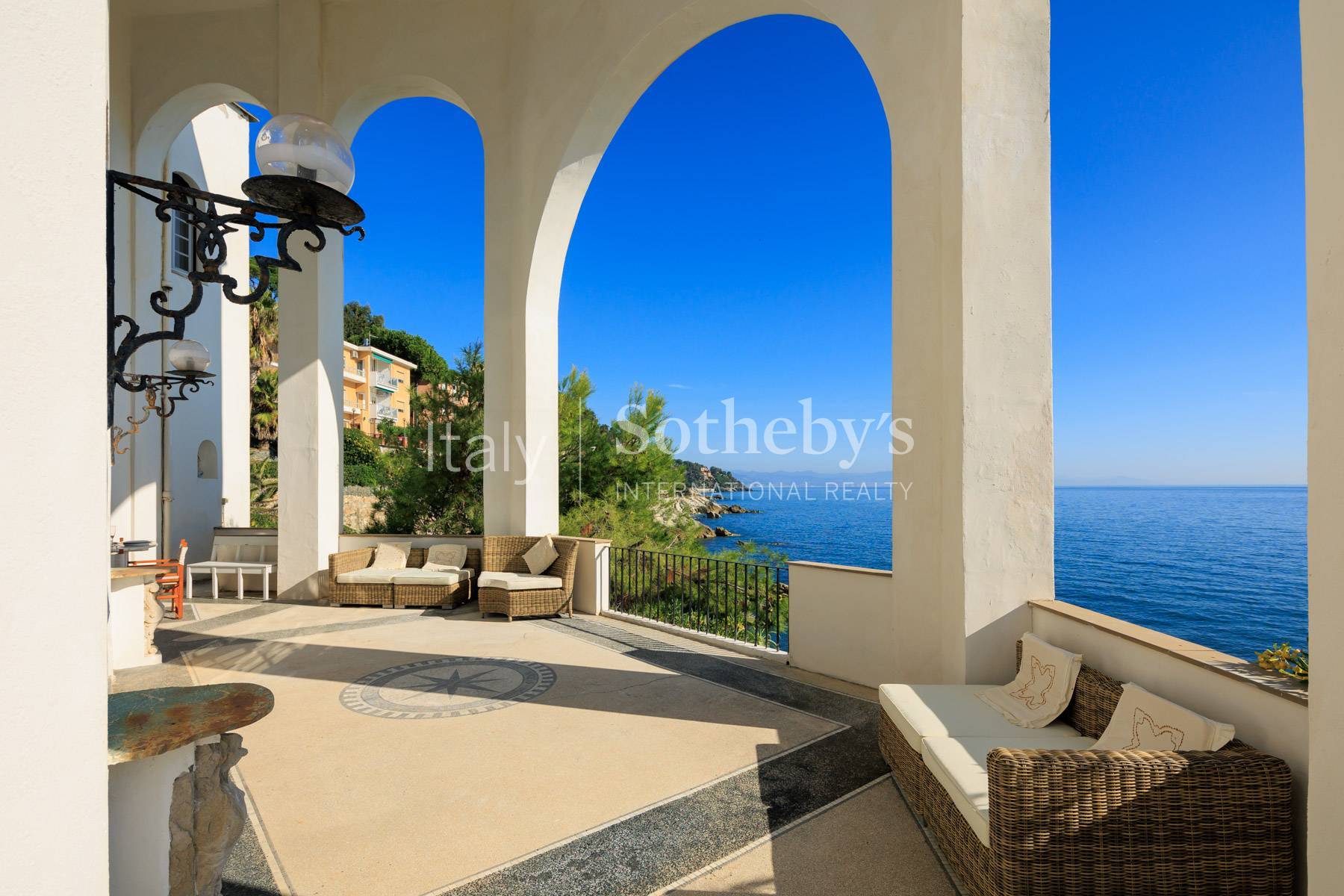  Elegant villa with private bay in Varazze - 物件實景